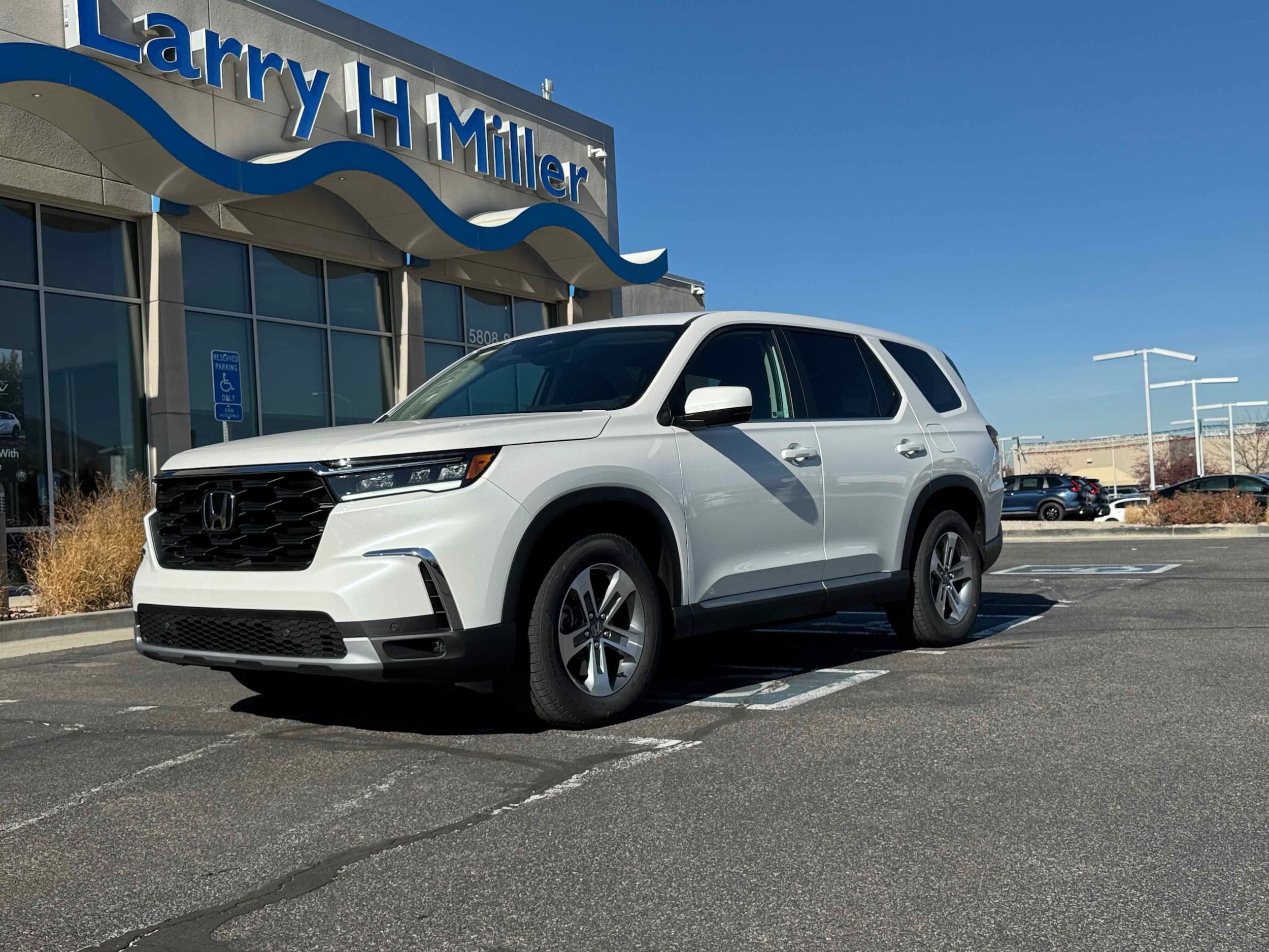 2025 Honda Pilot EX-L's photo