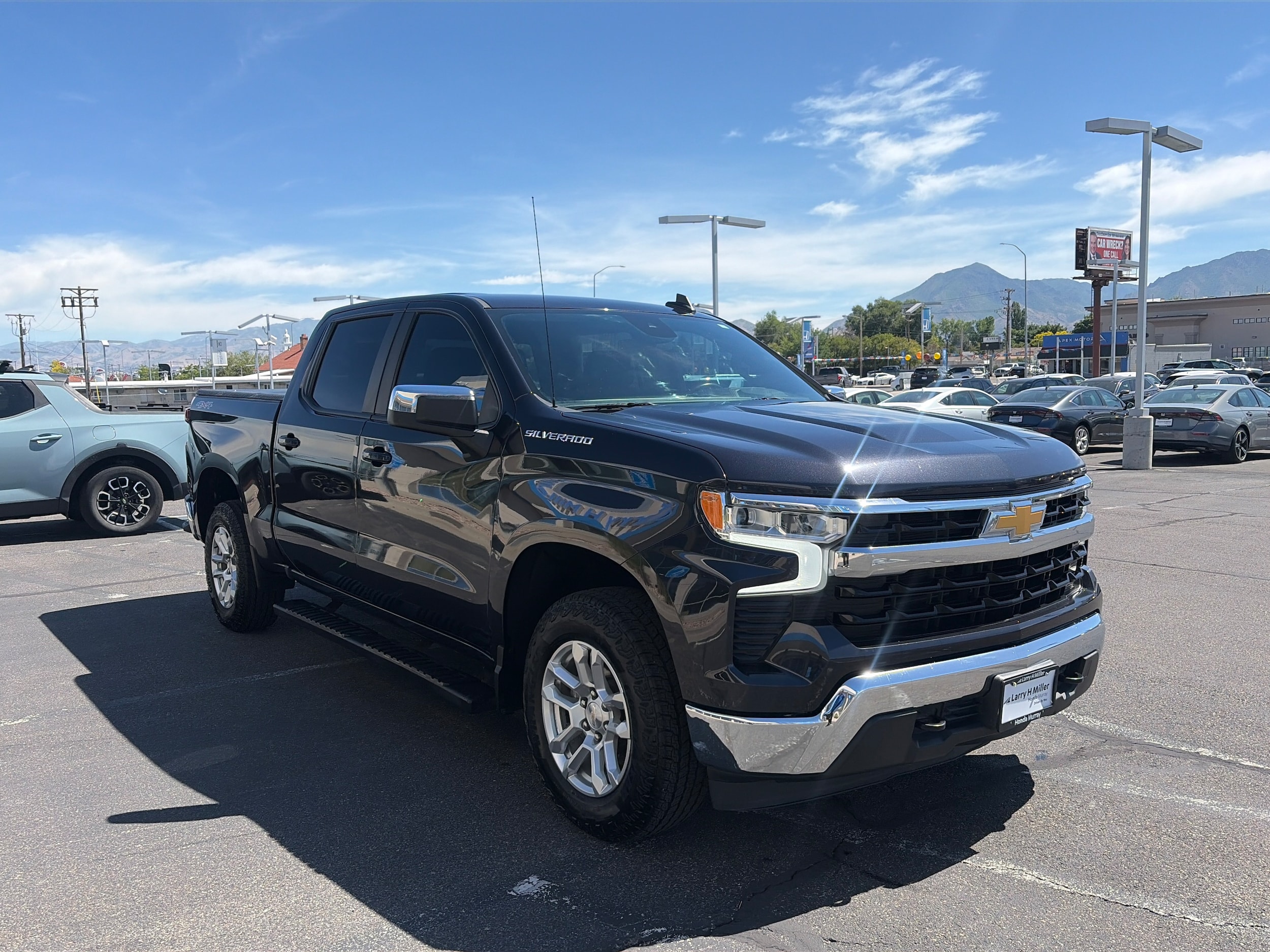 2023 Chevrolet Silverado 1500 LT - Photo 11