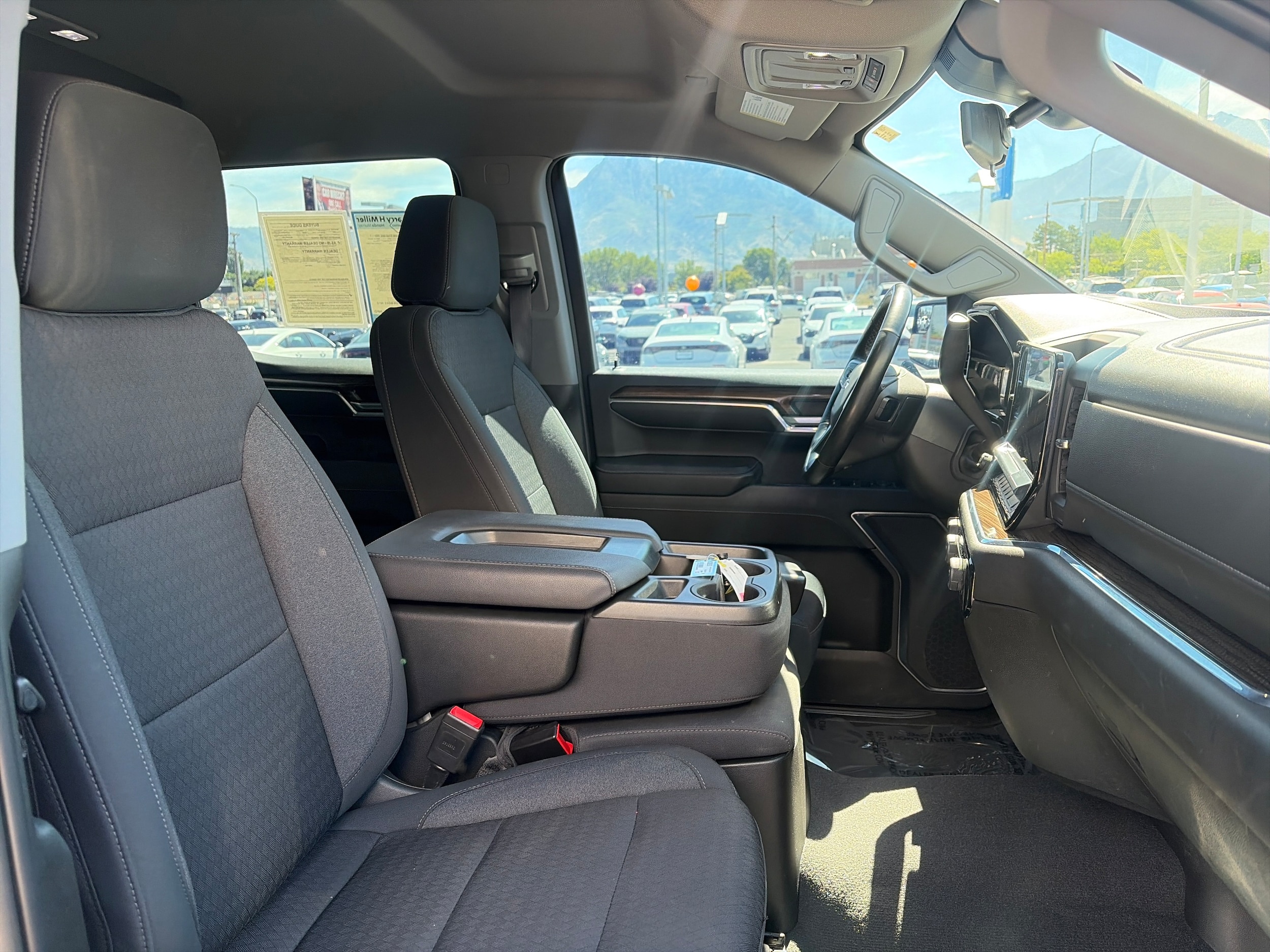 2023 Chevrolet Silverado 1500 LT - Photo 41