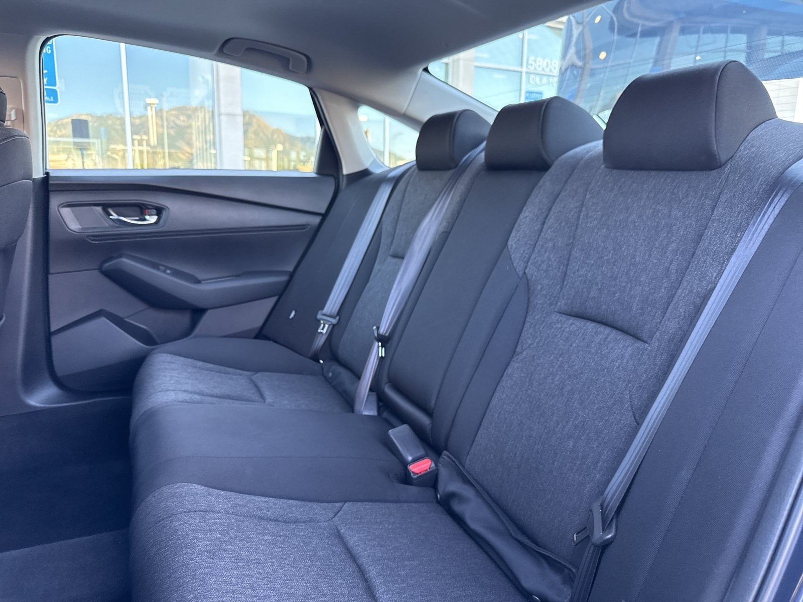 2025 Honda Accord SE - Photo 27