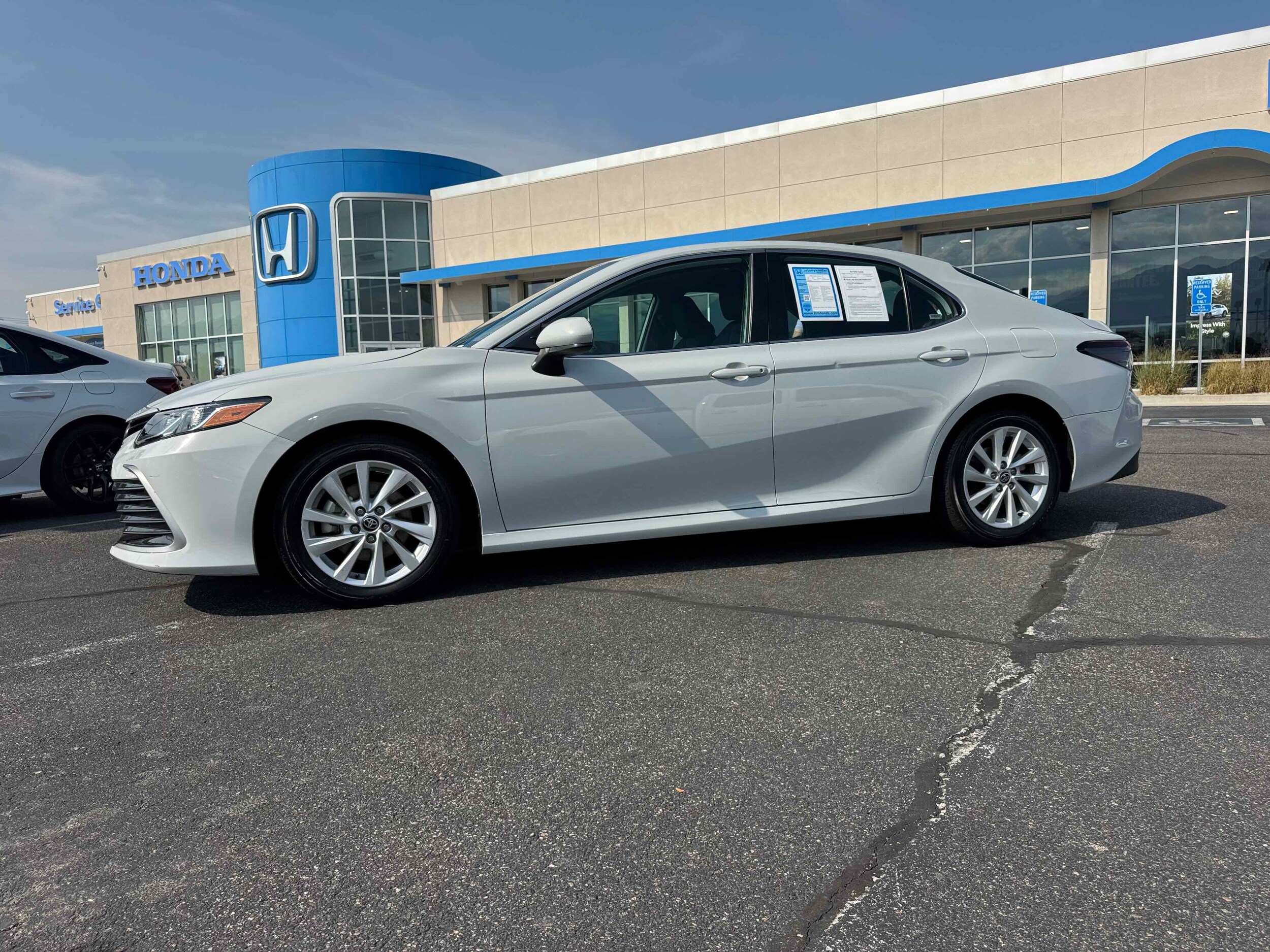 2024 Toyota Camry LE photo 4