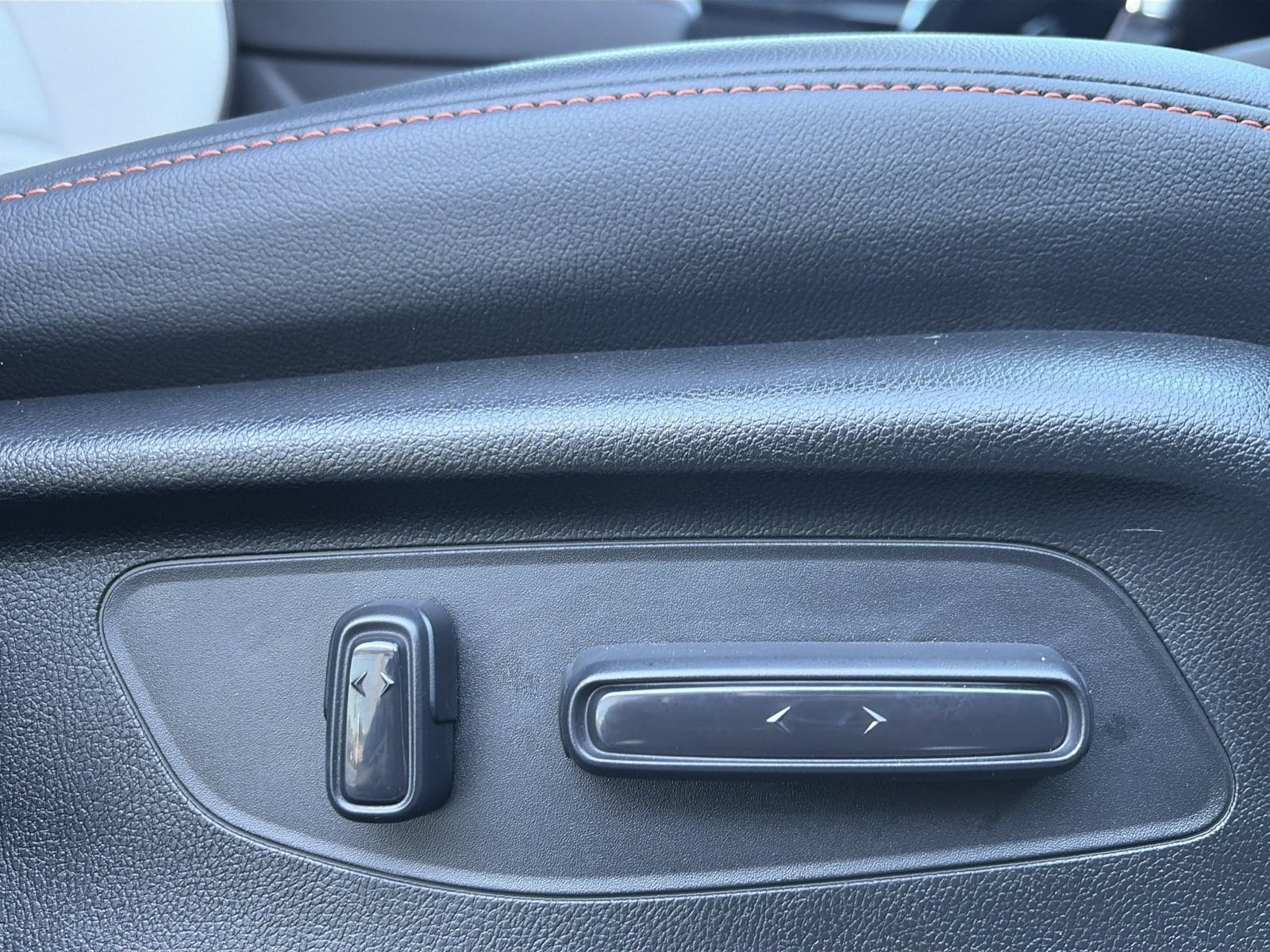 2025 Honda CR-V Sport Touring - Photo 31