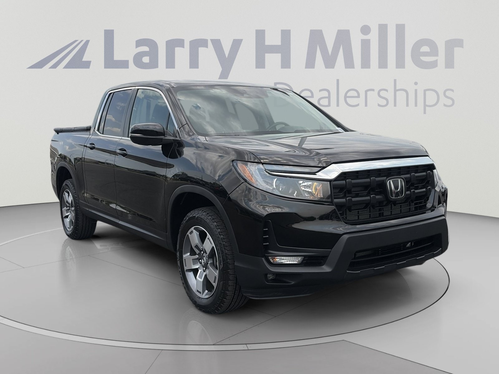 2025 Honda Ridgeline RTL - Photo 8