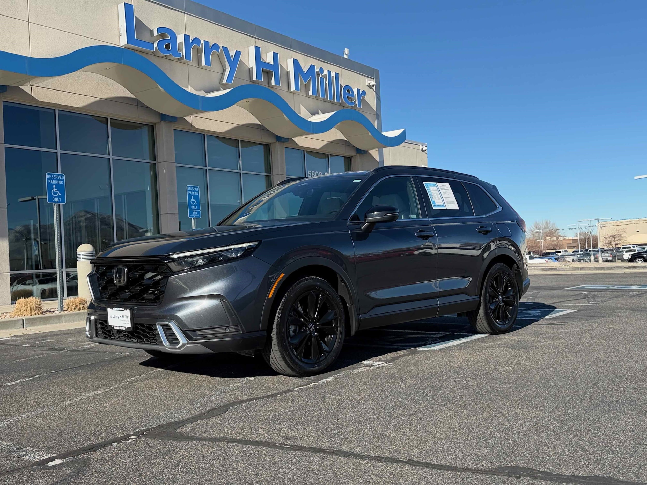 2023 Honda CR-V Sport Touring's photo