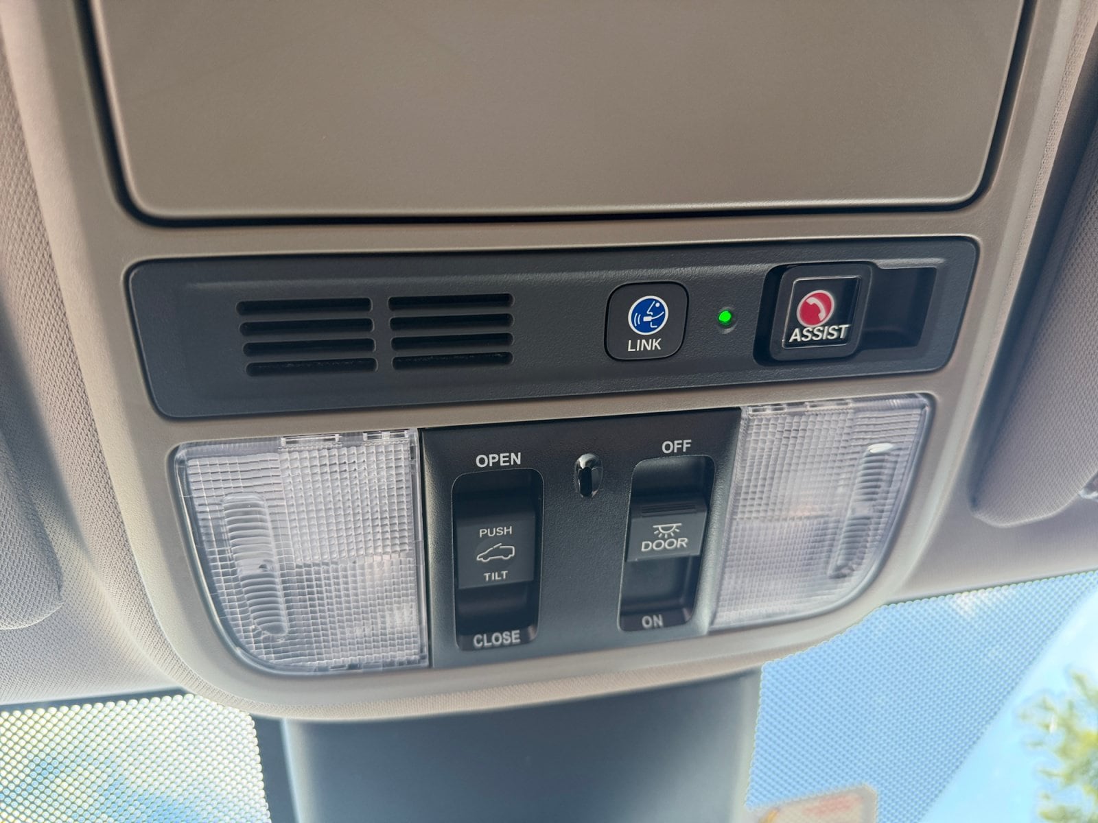 2024 Honda Odyssey Elite - Photo 19