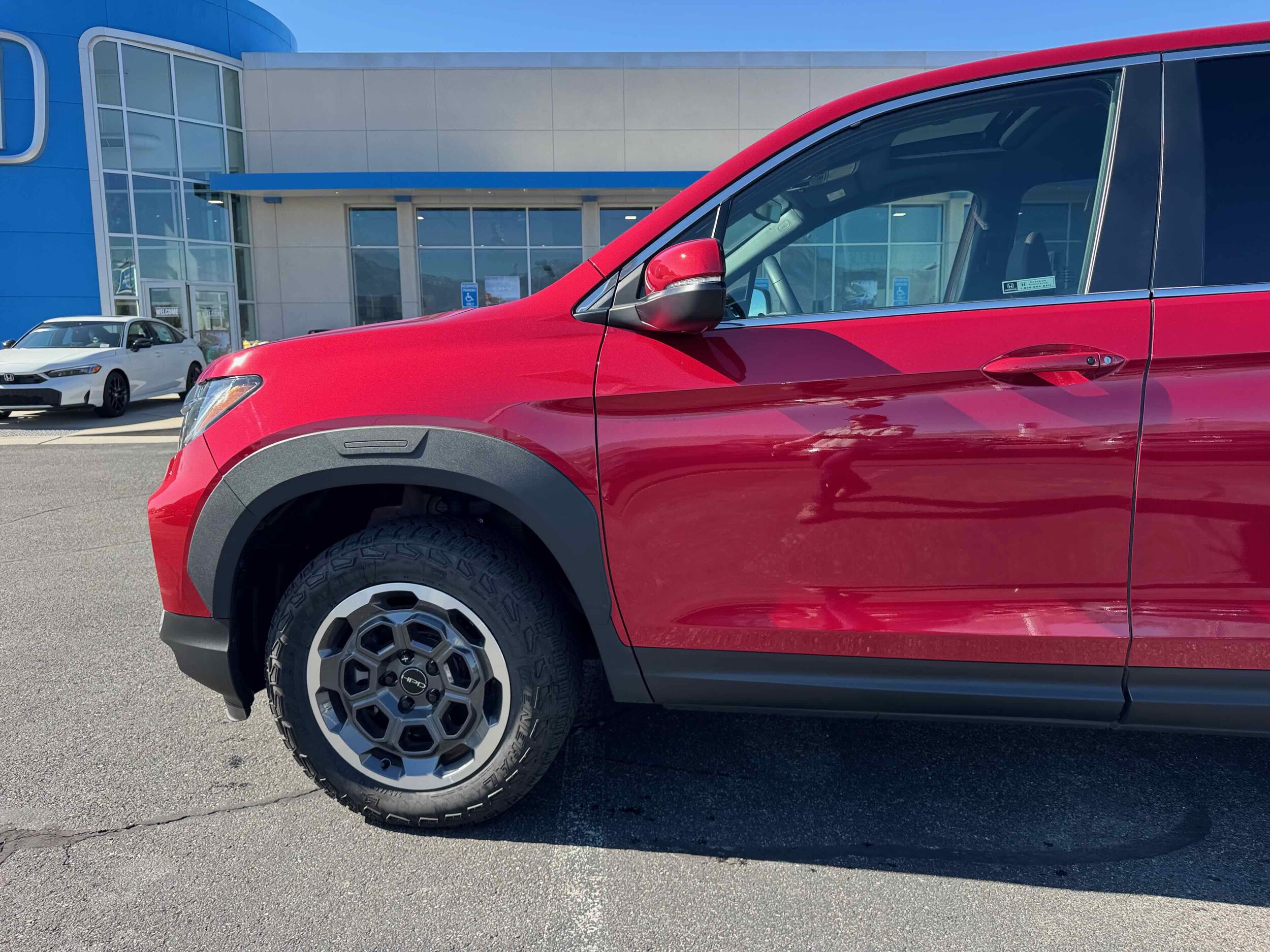 2024 Honda Ridgeline RTL photo 2