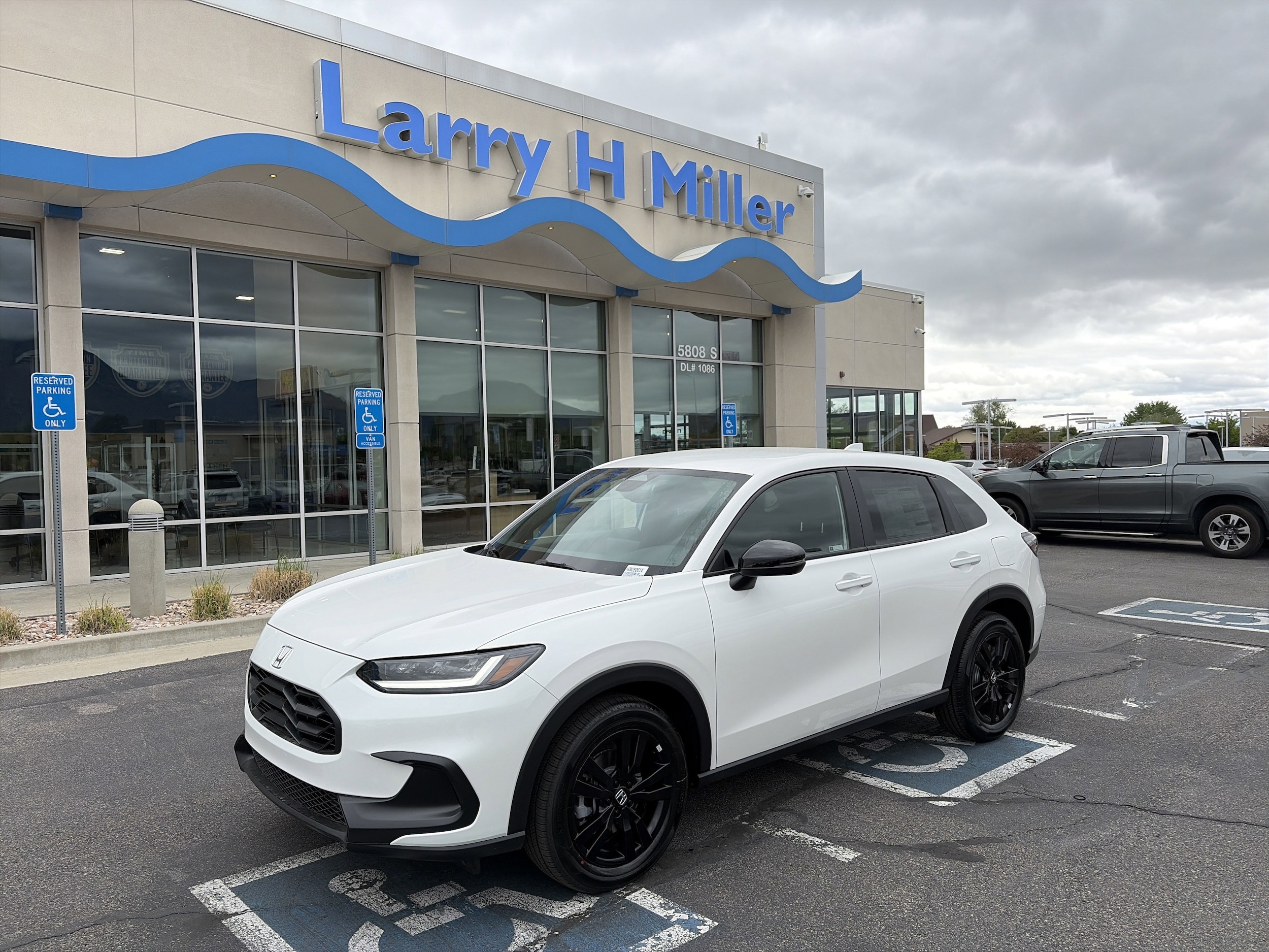 2026 Honda HR-V Sport AWD's photo