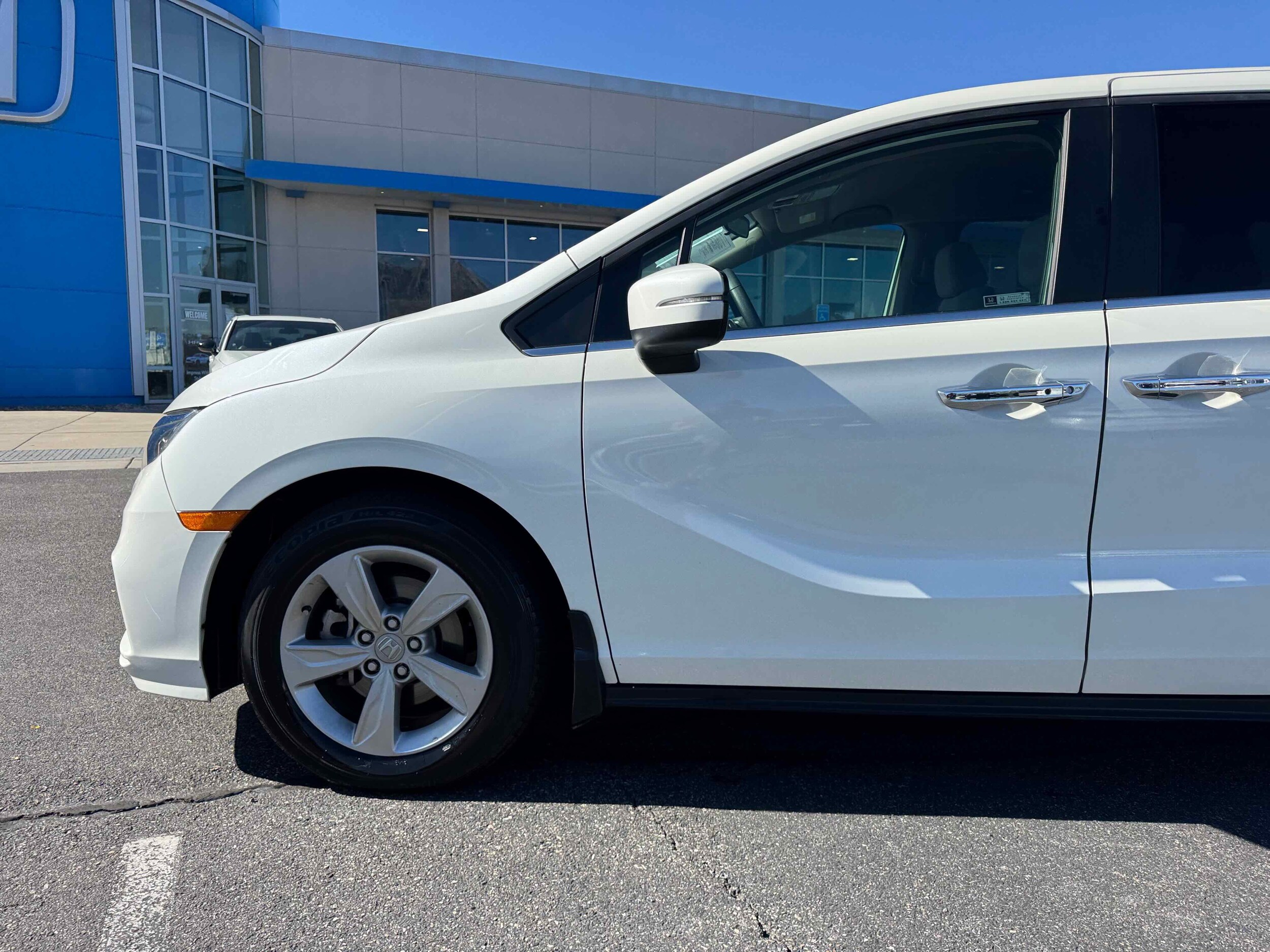 2019 Honda Odyssey EX photo 3