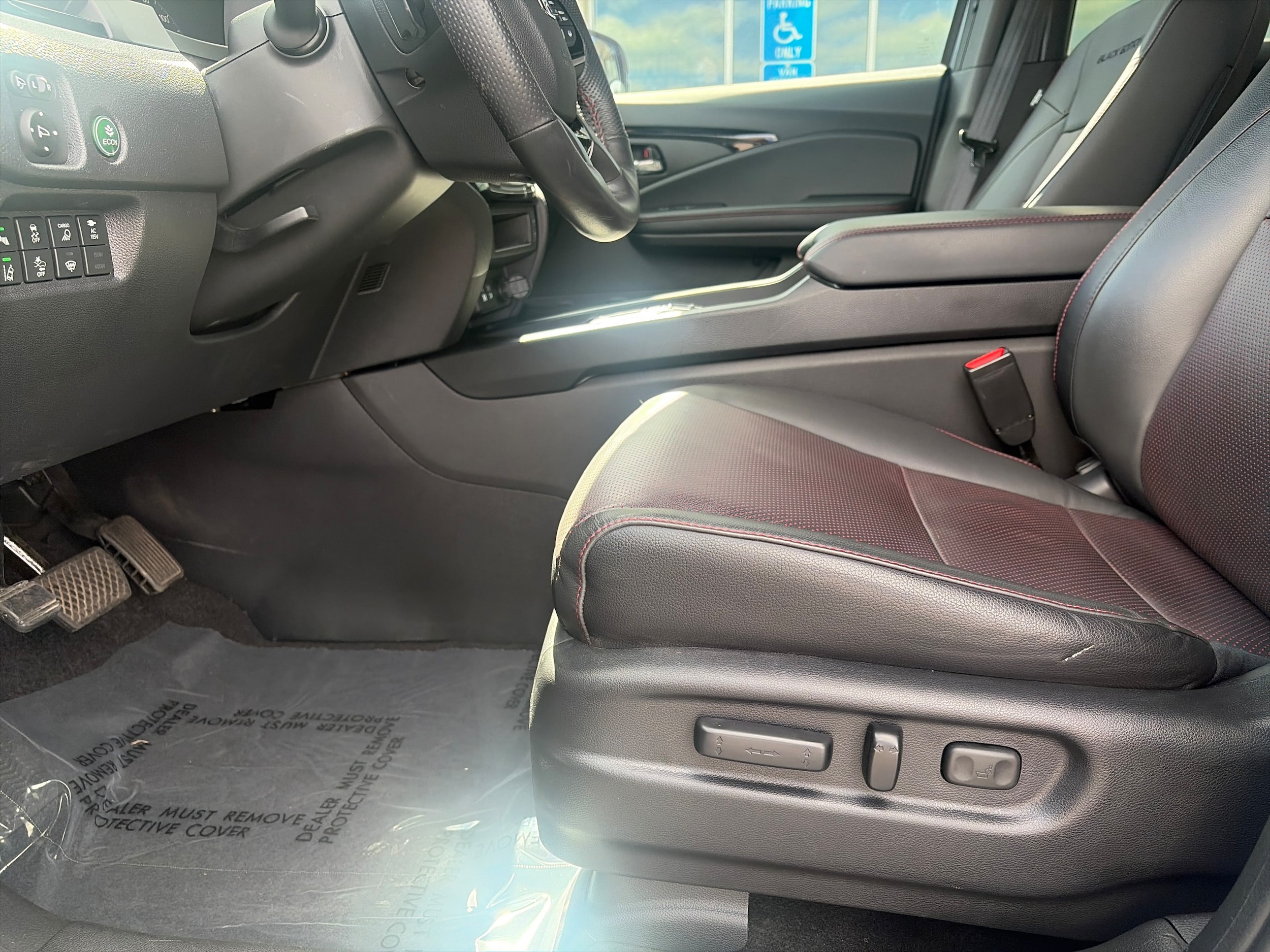 2024 Honda Ridgeline Black Edition - Photo 14