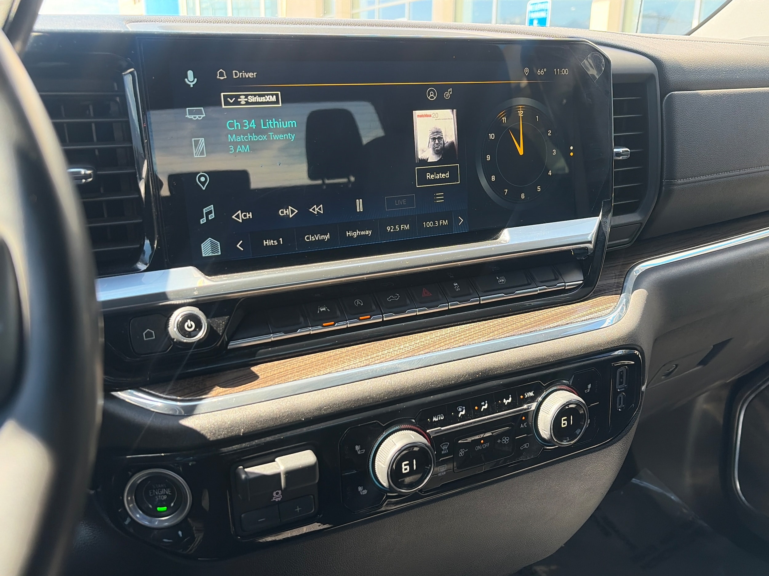 2023 Chevrolet Silverado 1500 LT - Photo 34