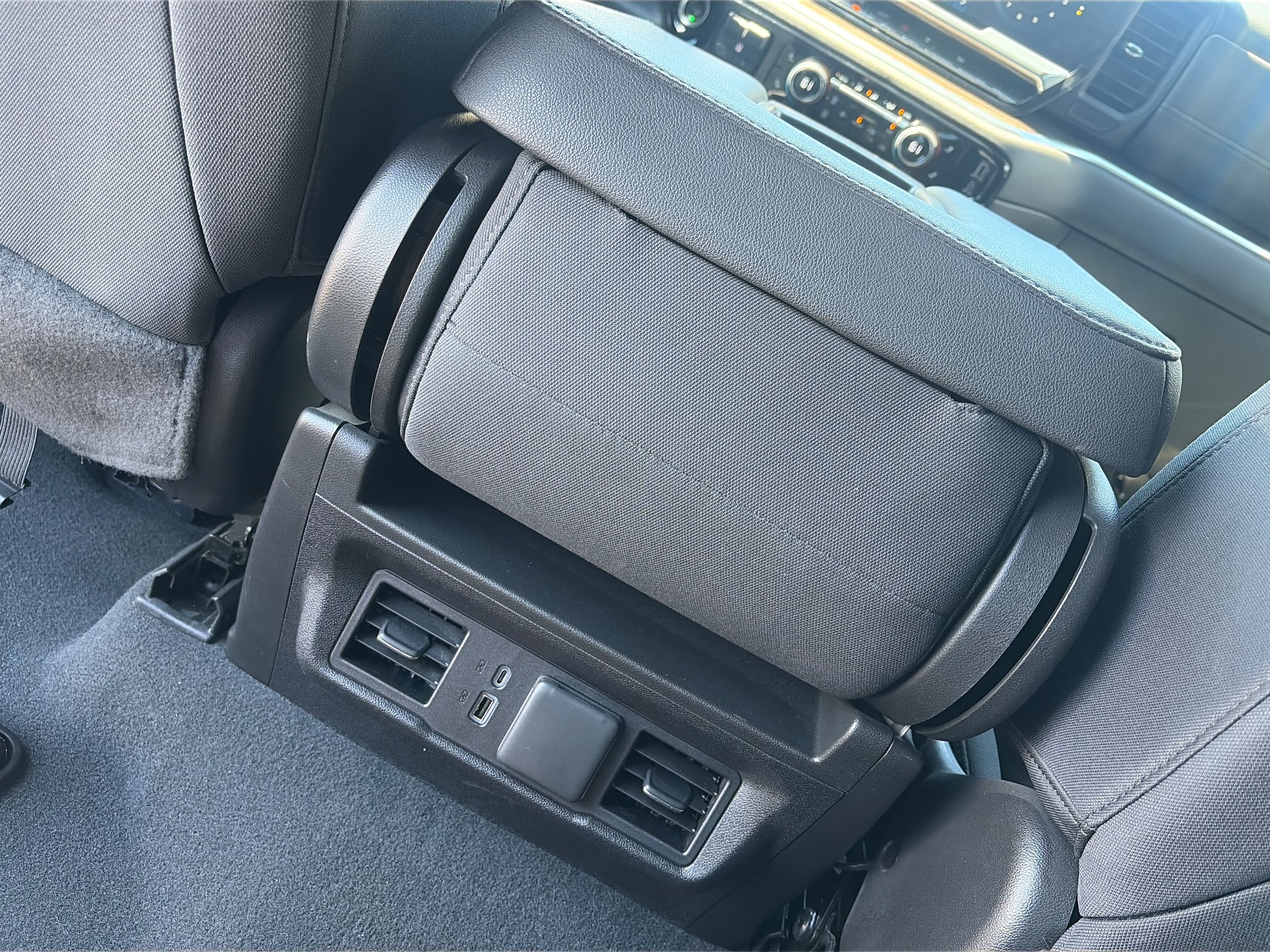 2023 Chevrolet Silverado 1500 LT - Photo 38