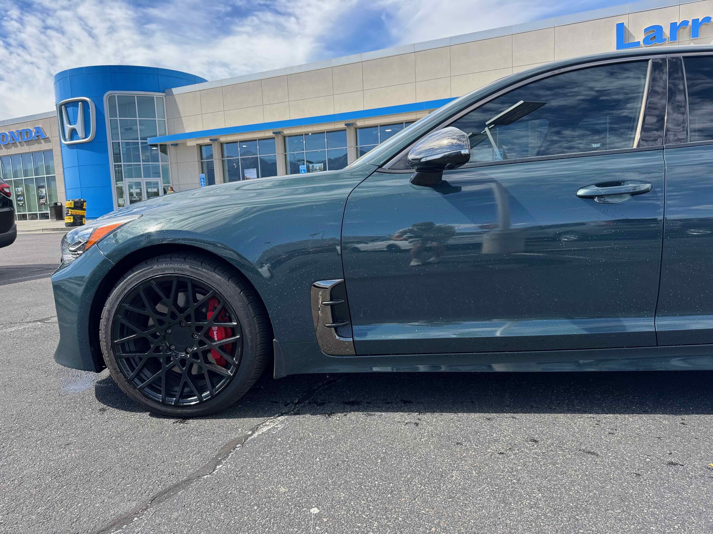 2023 Kia Stinger GT2 photo 3