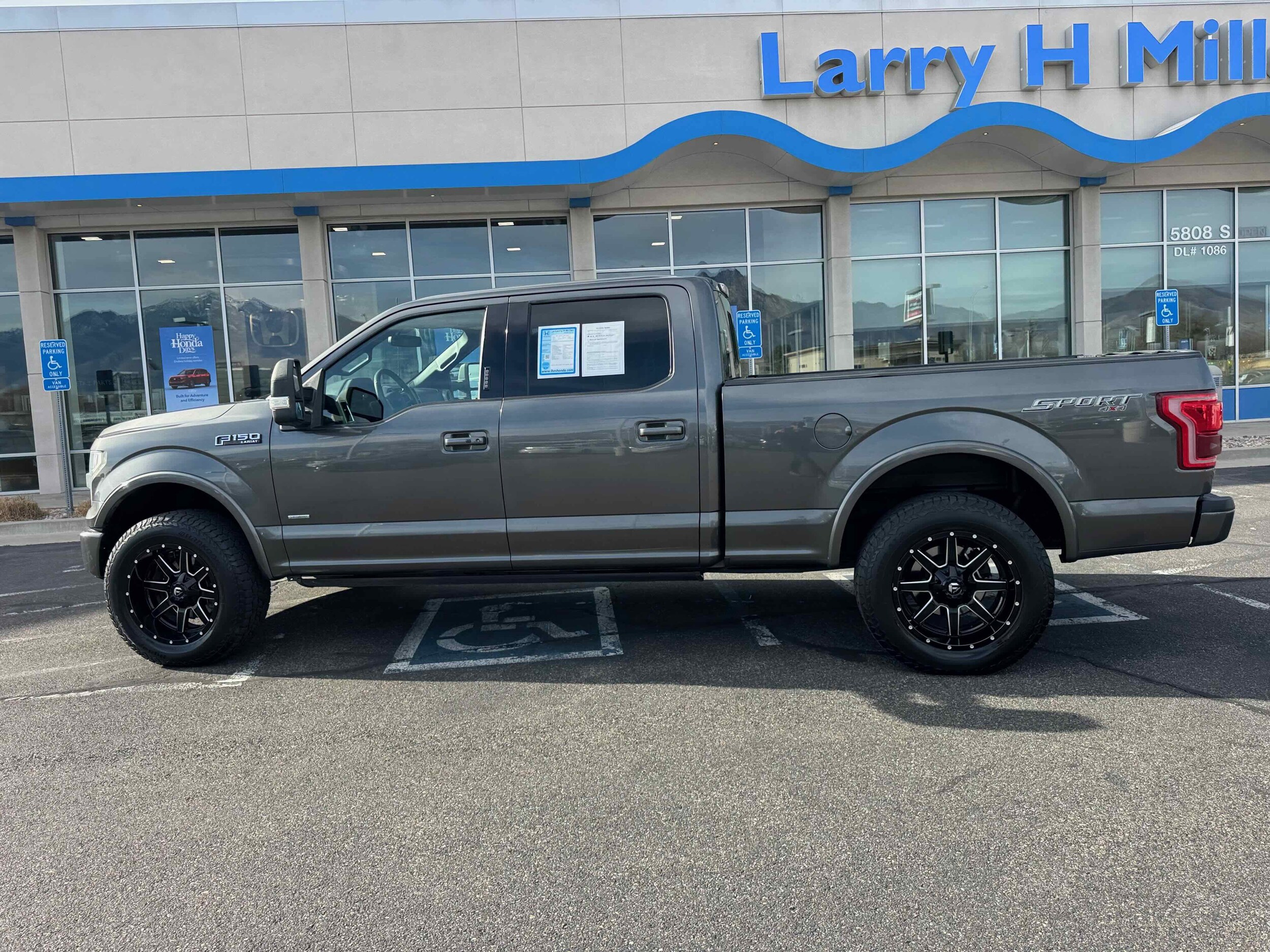 2017 Ford F-150 Lariat photo 4