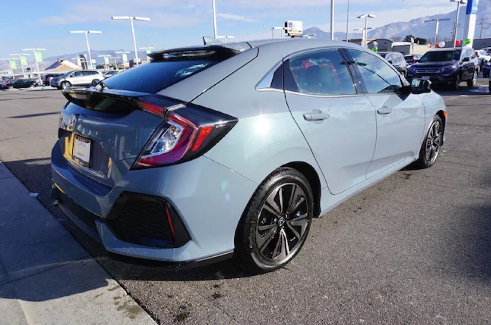 600 × 397