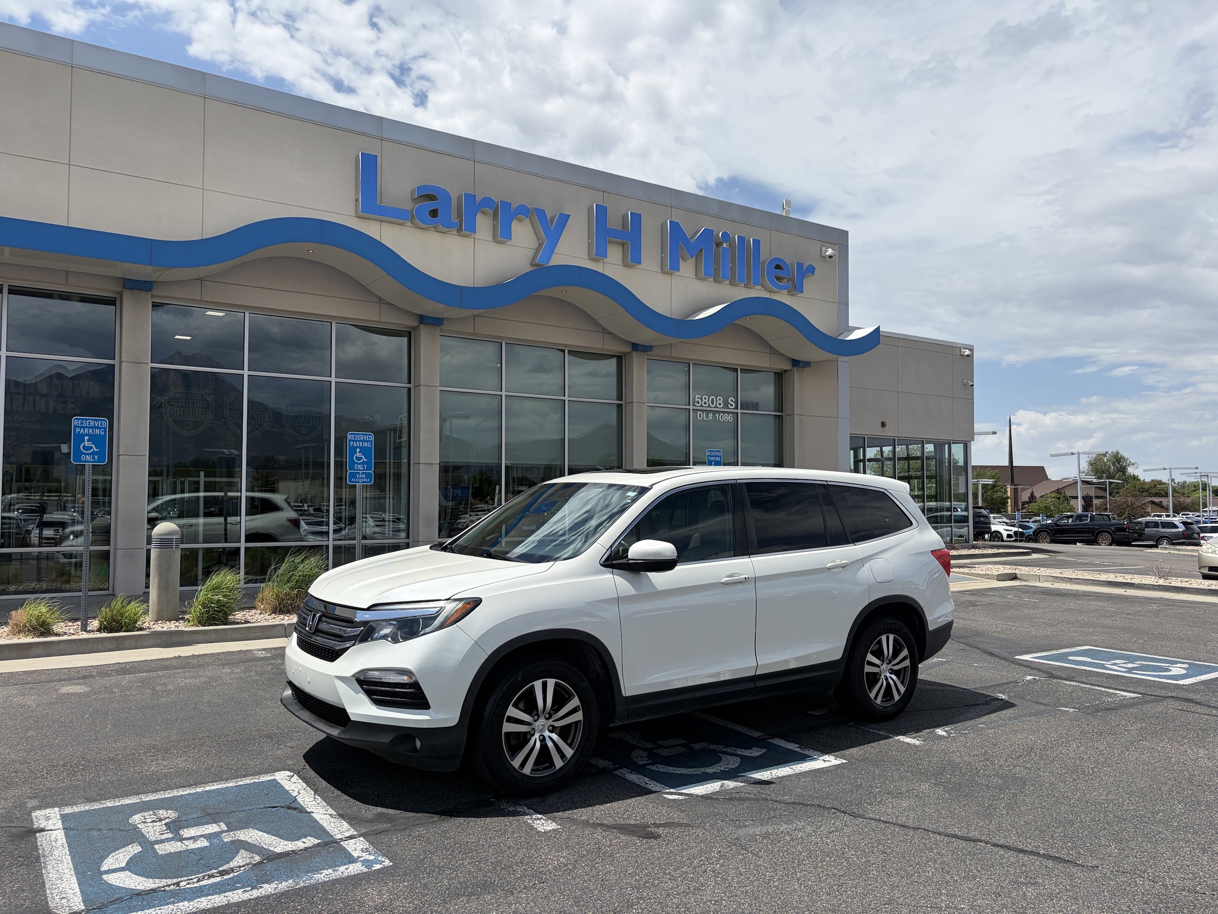 2017 Honda Pilot 4WD EX-L's photo