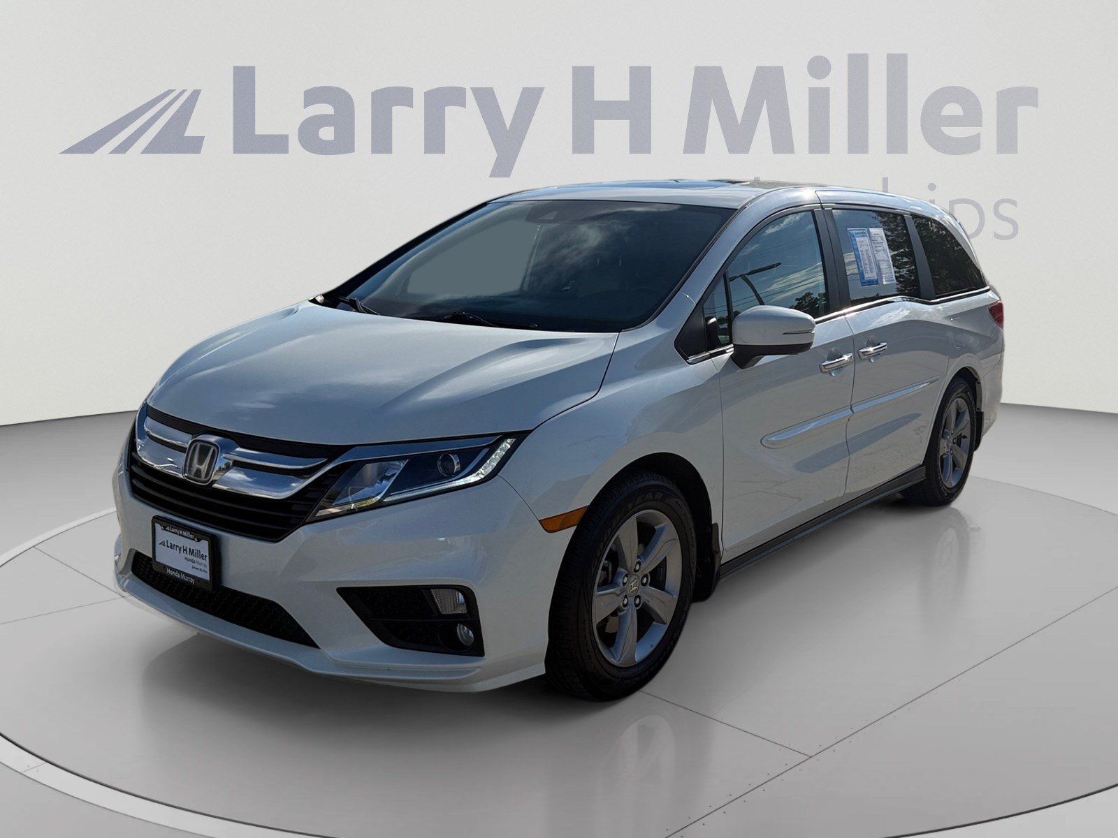 2018 Honda Odyssey EX-L Van 5FNRL6H75JB037096