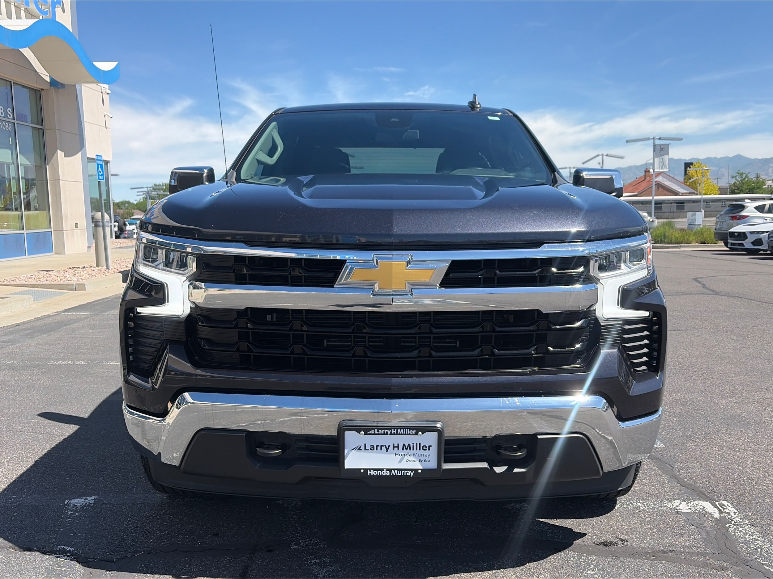 2023 Chevrolet Silverado 1500 LT - Photo 13
