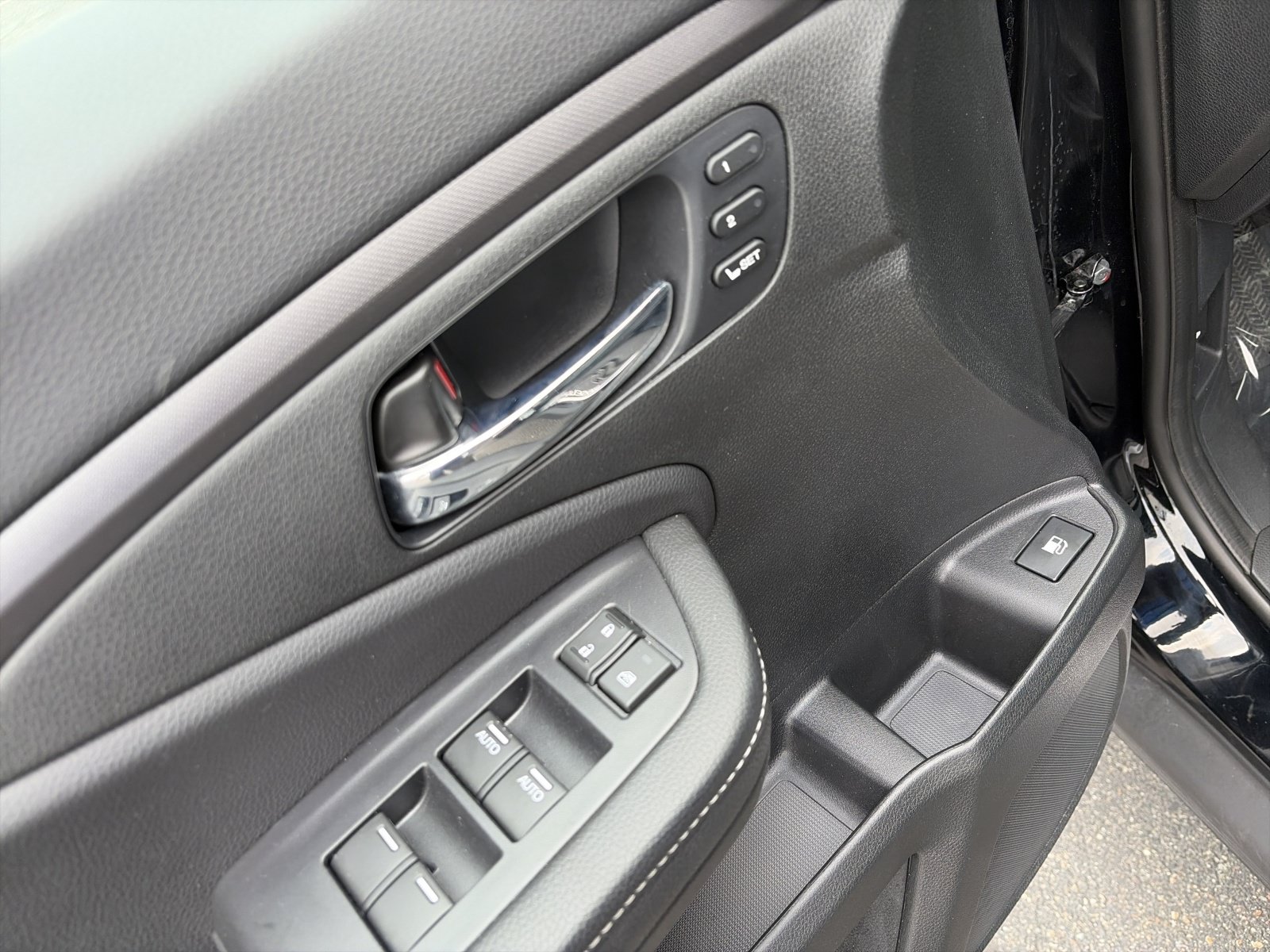 2025 Honda Ridgeline RTL - Photo 15