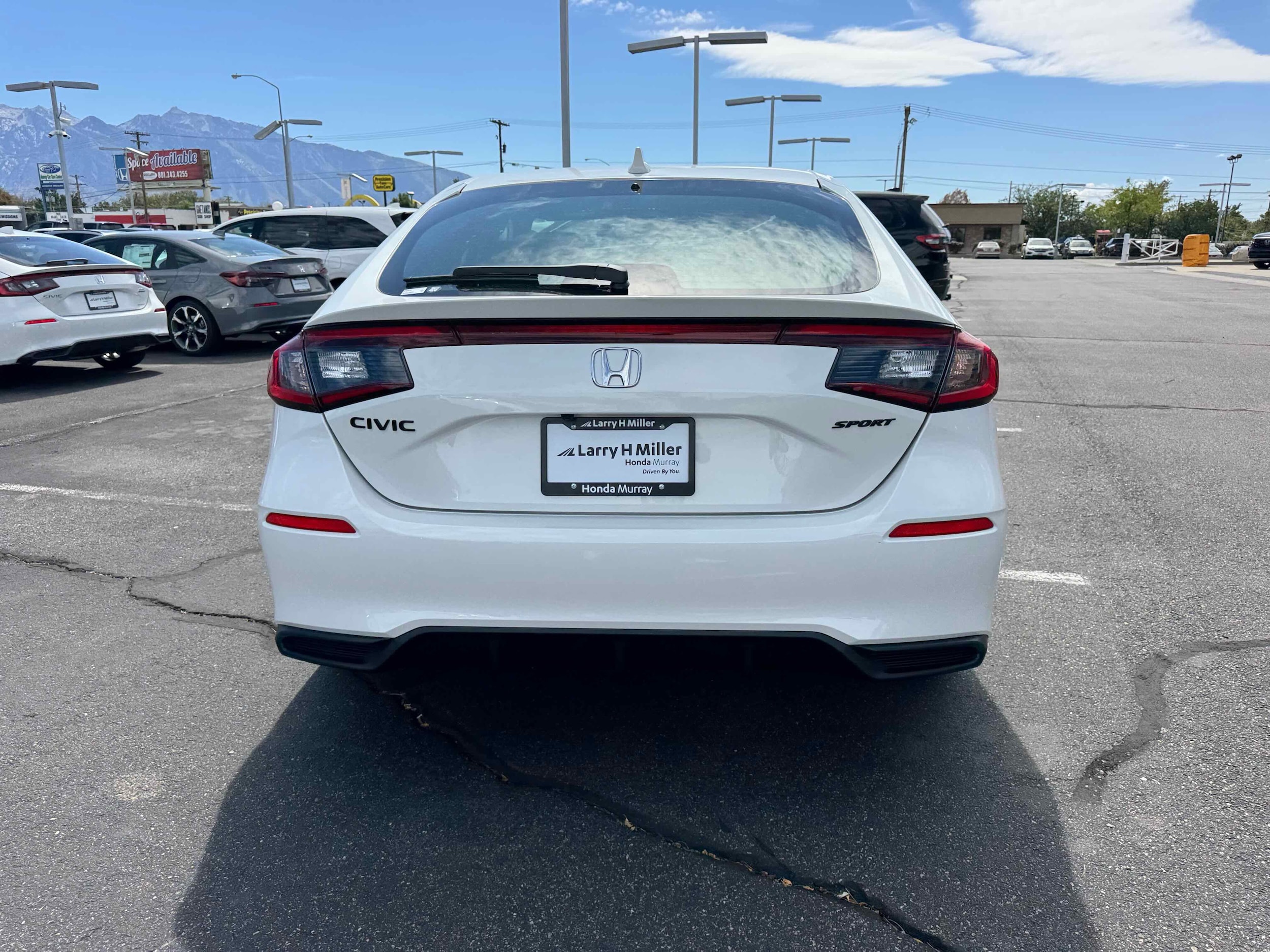 2026 Honda Civic Hatchback Sport - Photo 7