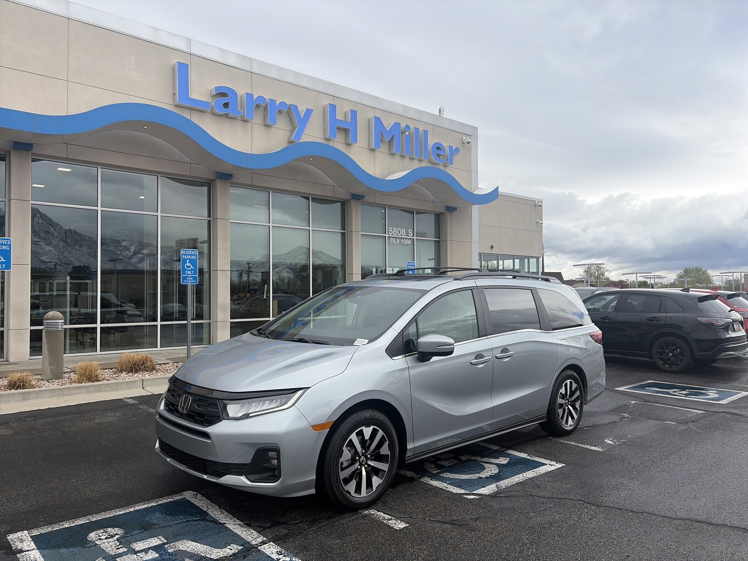 2026 Honda Odyssey EX-L's photo