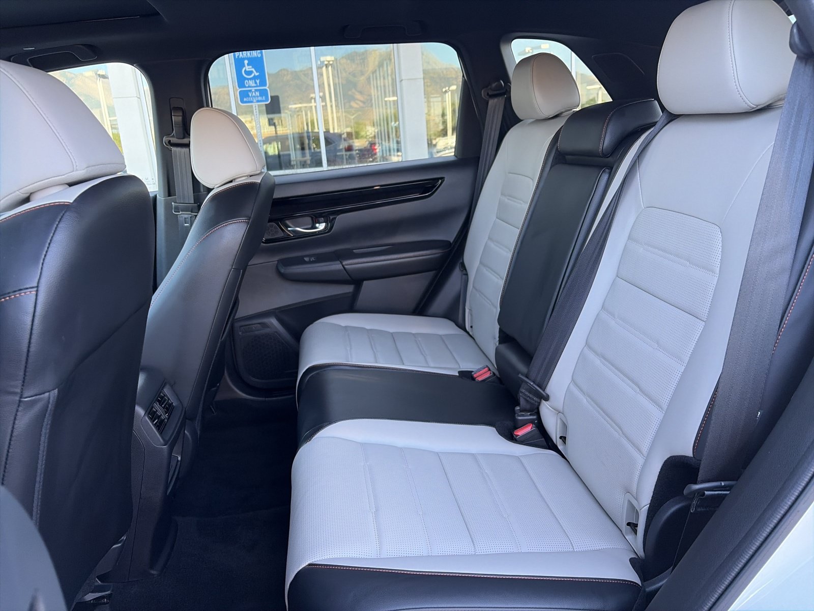 2025 Honda CR-V Sport Touring - Photo 27