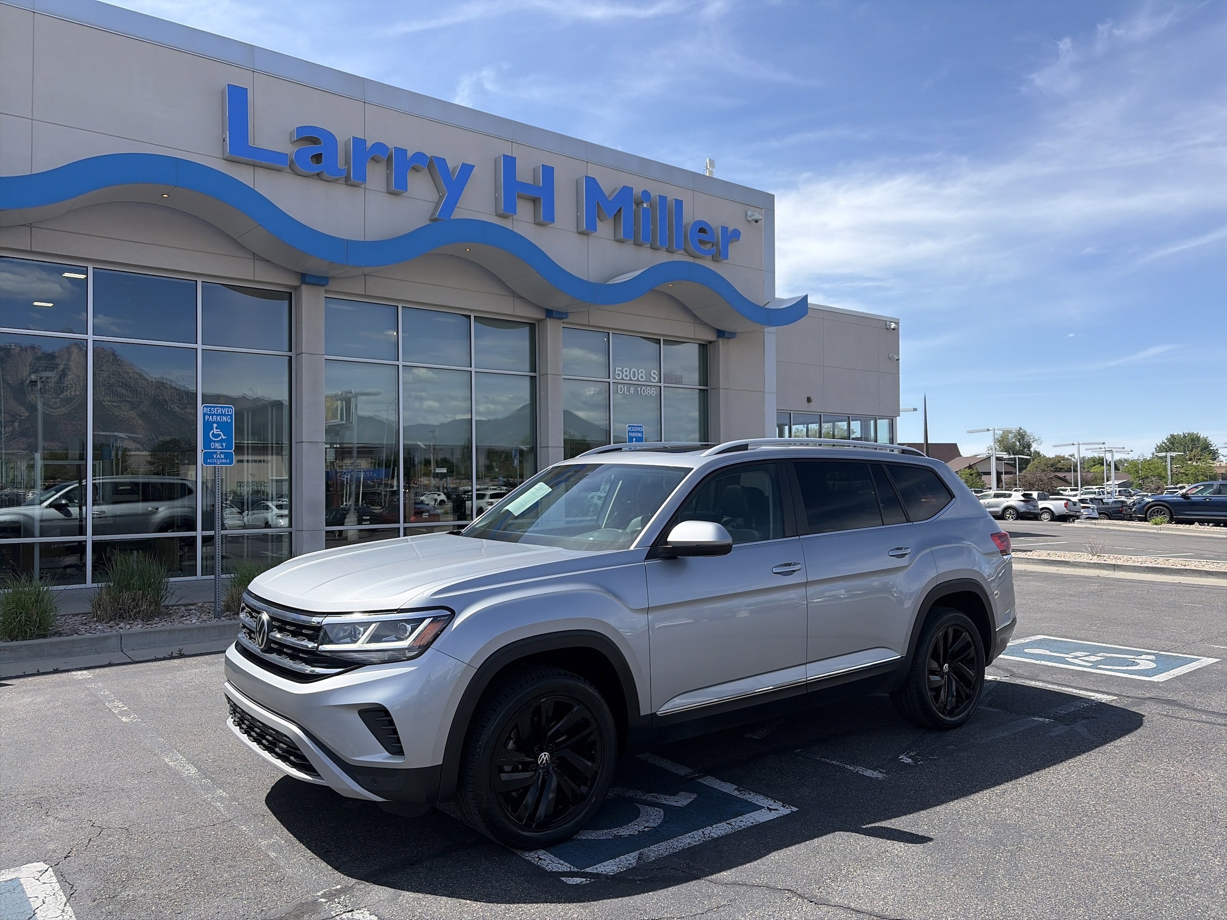 2021 Volkswagen Atlas 2.0T SEL's photo