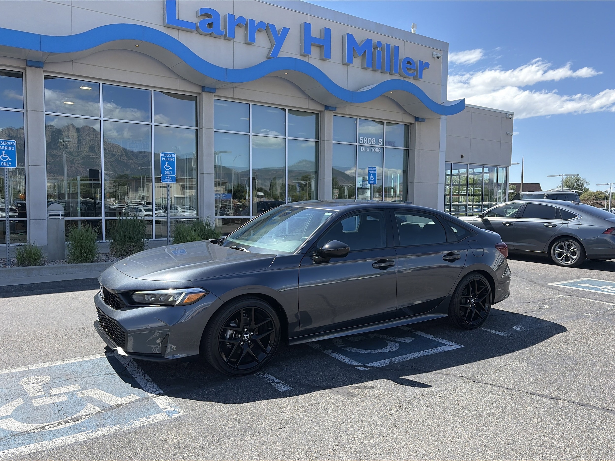 2025 Honda Civic Sport CVT's photo