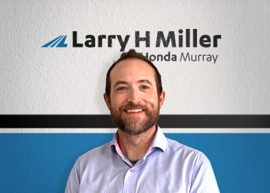 Staff member Daniel Baldwin from ID_58eae493313a