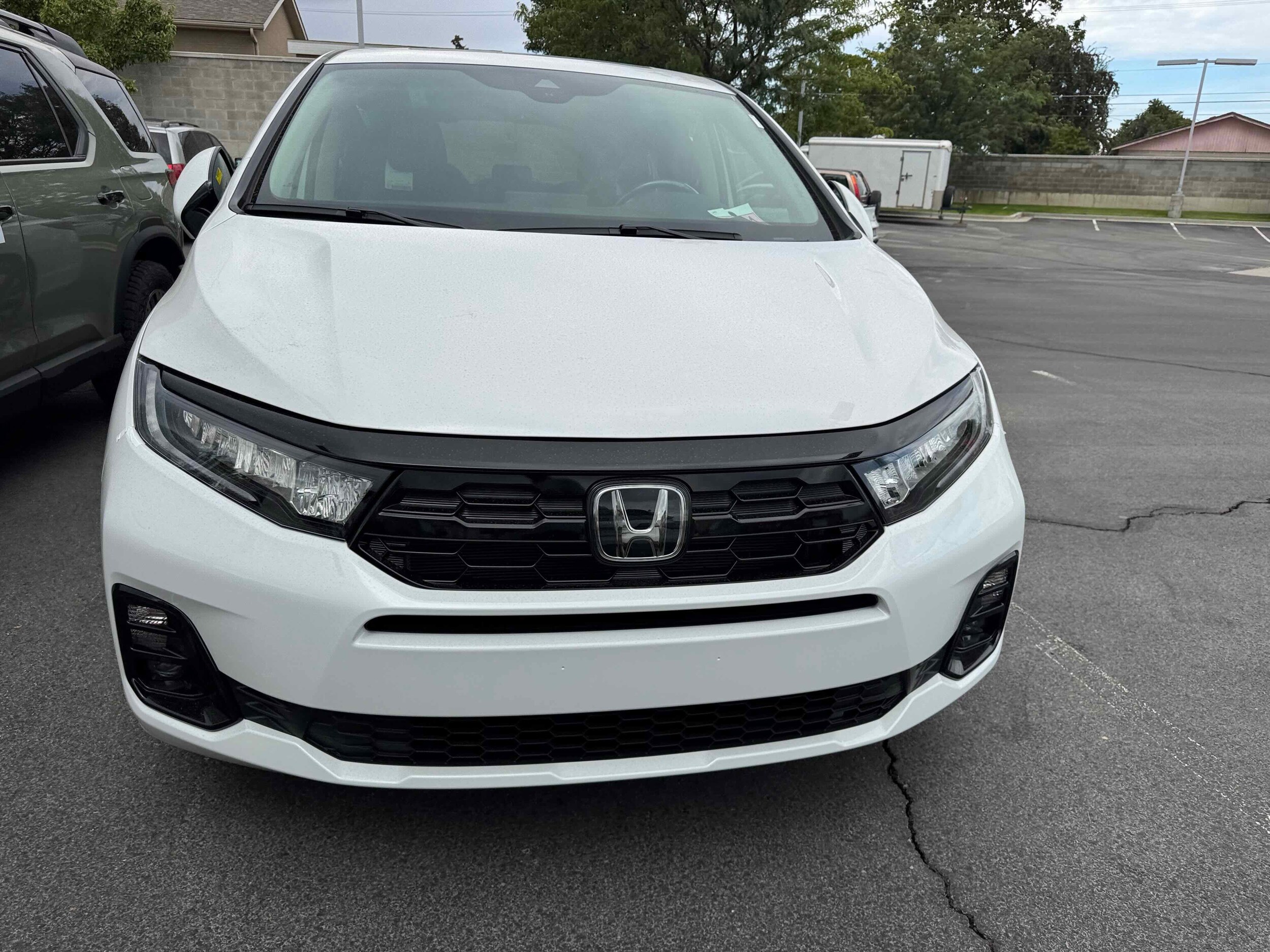 2026 Honda Odyssey Elite photo 3