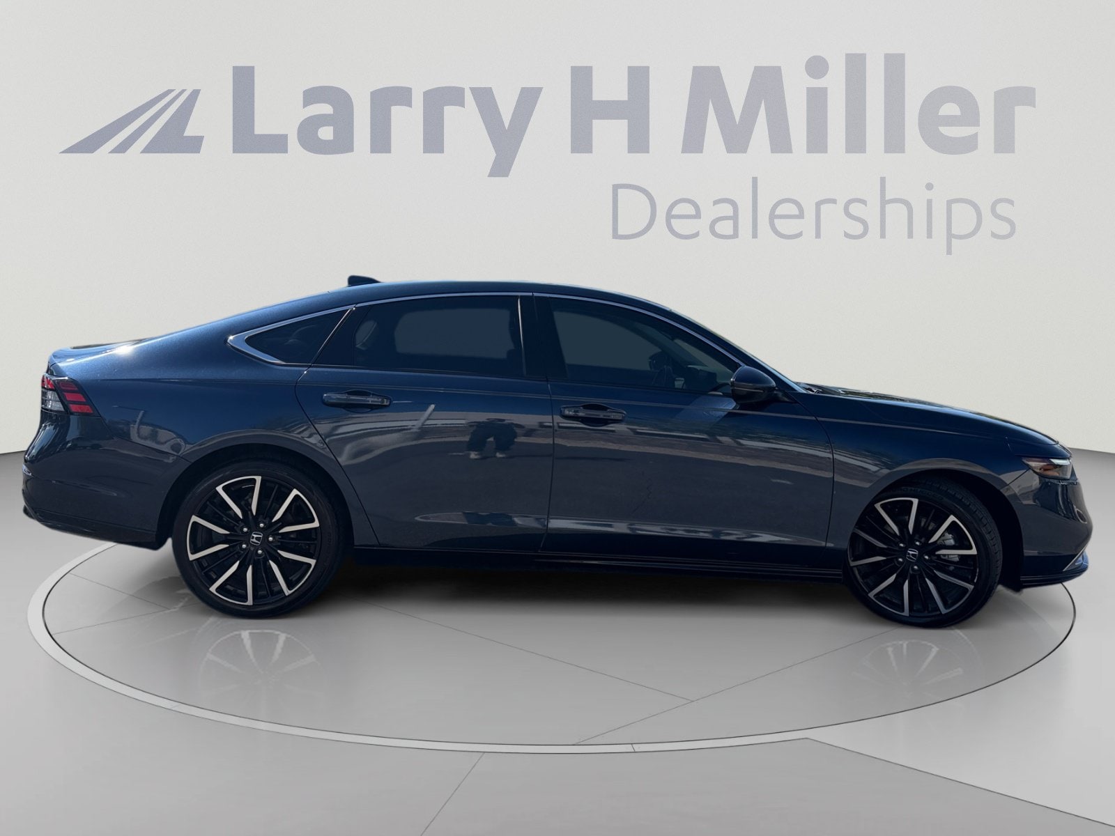 2024 Honda Accord Hybrid Touring - Photo 7