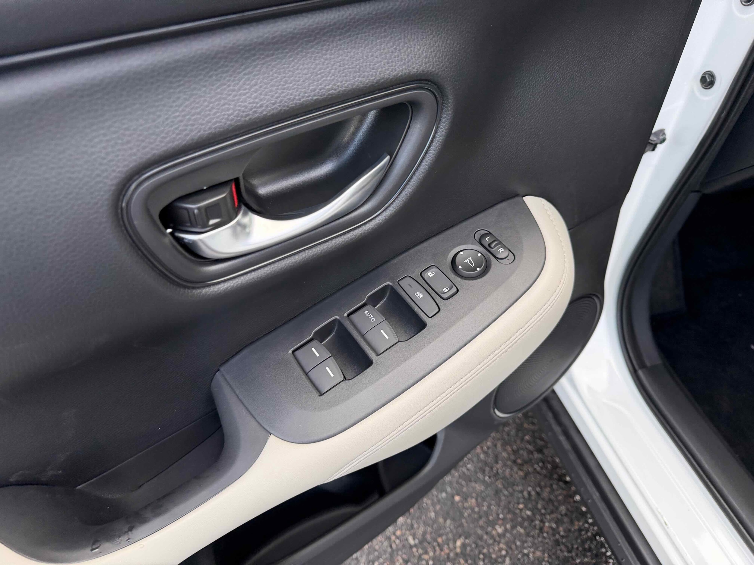 2026 Honda HR-V LX - Photo 17