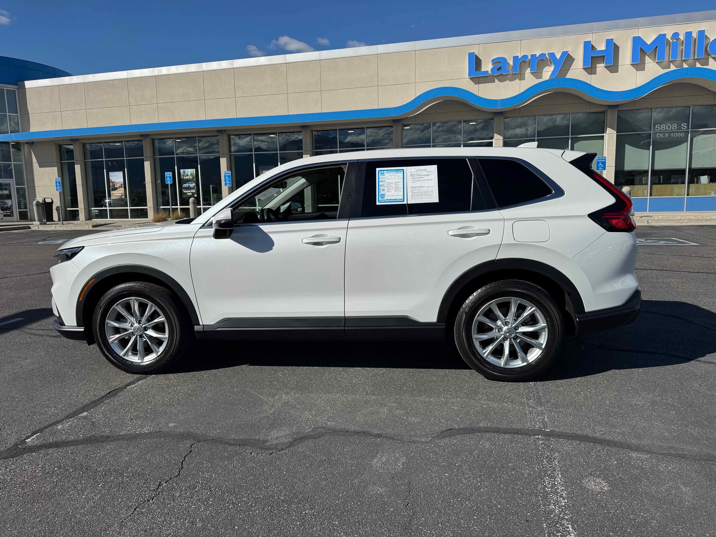 2024 Honda CR-V EX-L photo 2
