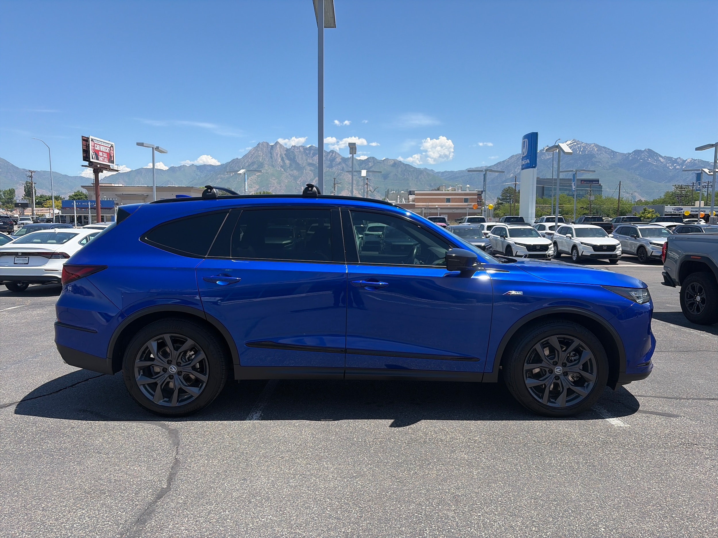 2023 Acura MDX A-Spec Package - Photo 7