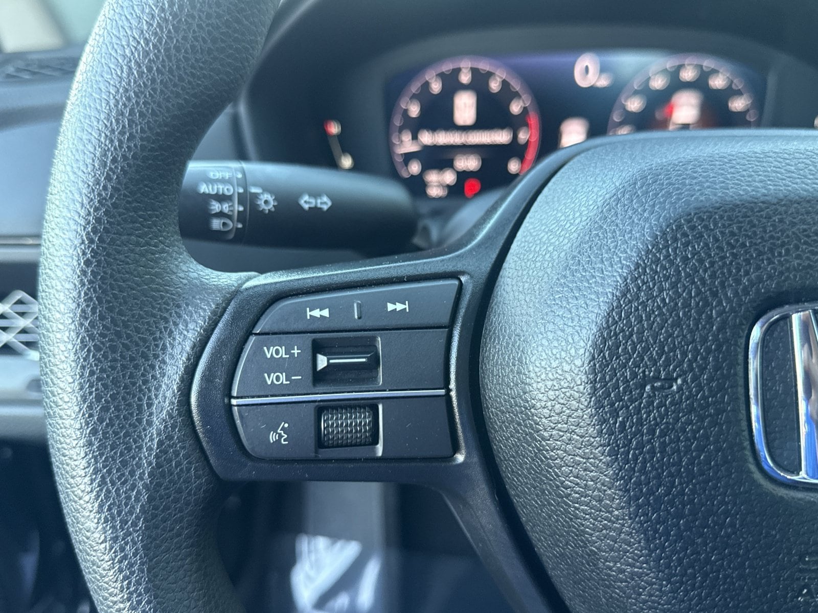 2025 Honda Accord SE - Photo 19