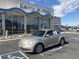 2013 Volkswagen Beetle 2.0 TDI Hatchback 3VWJL7AT1DM610986