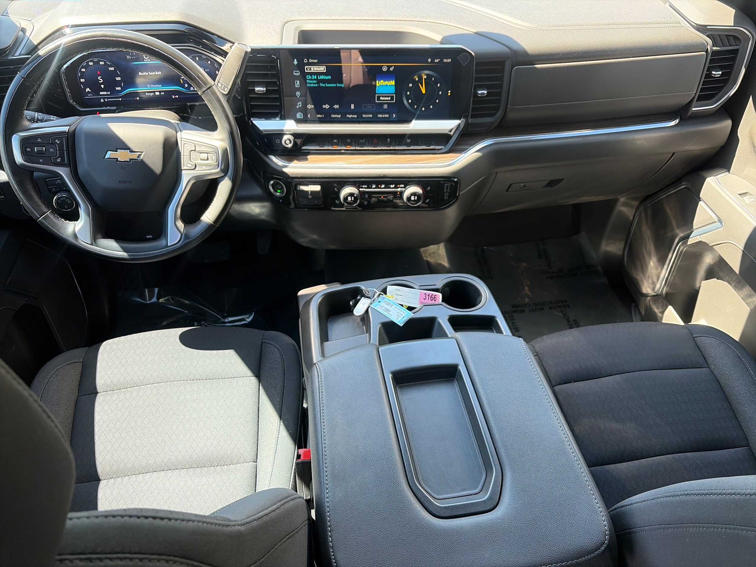 2023 Chevrolet Silverado 1500 LT - Photo 25