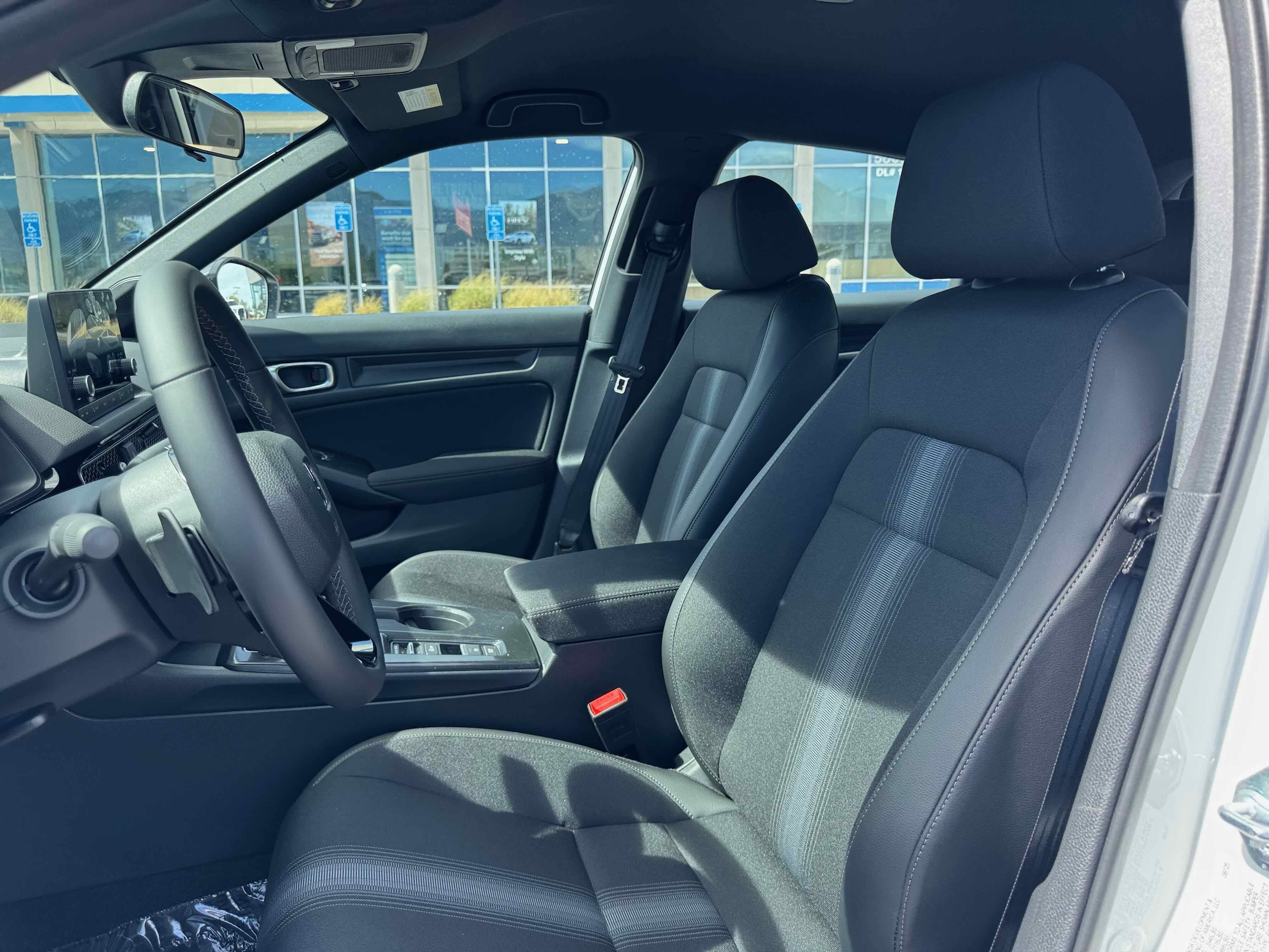 2026 Honda Civic Hatchback Sport - Photo 16