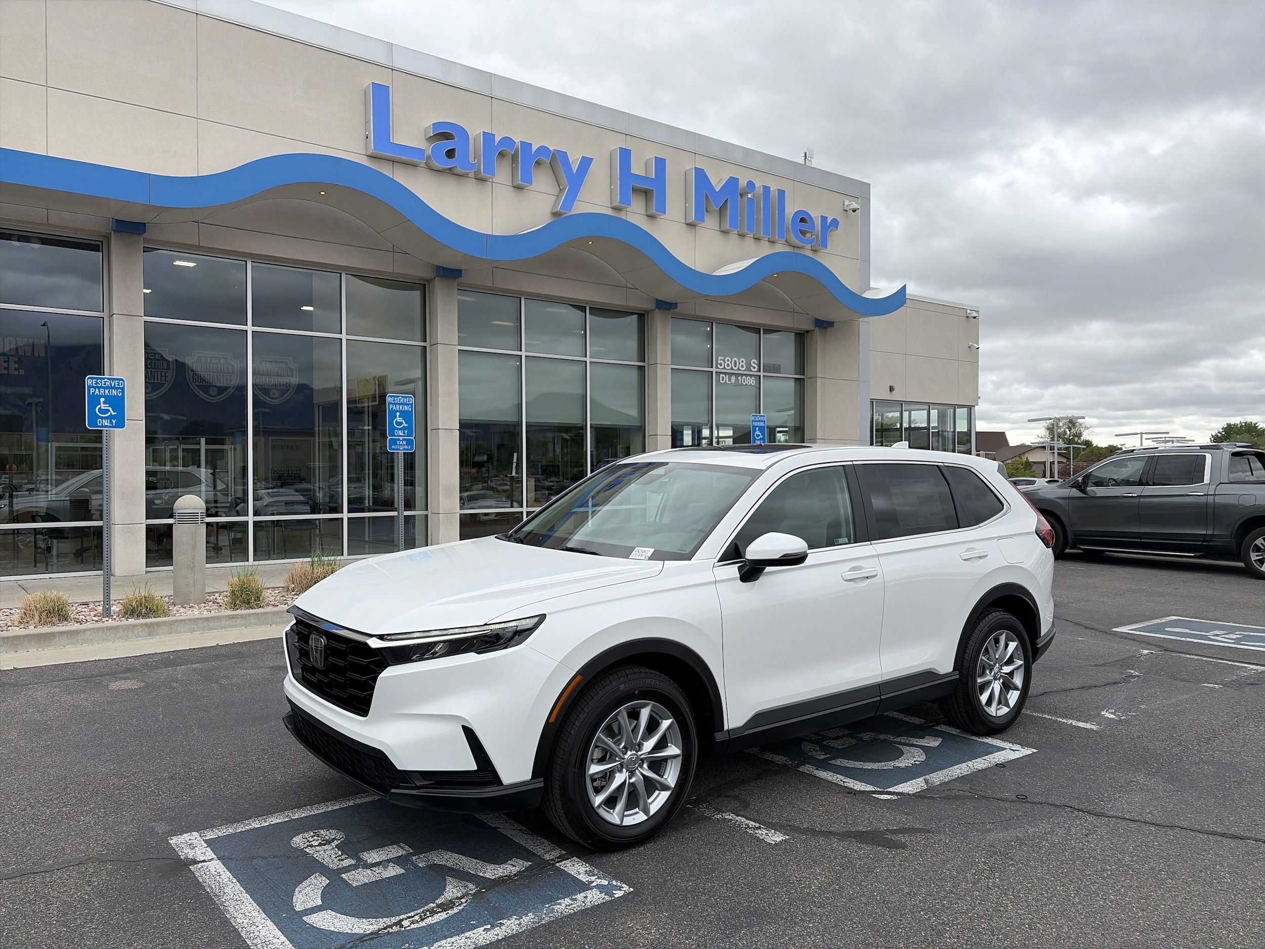 2026 Honda CR-V EX AWD's photo