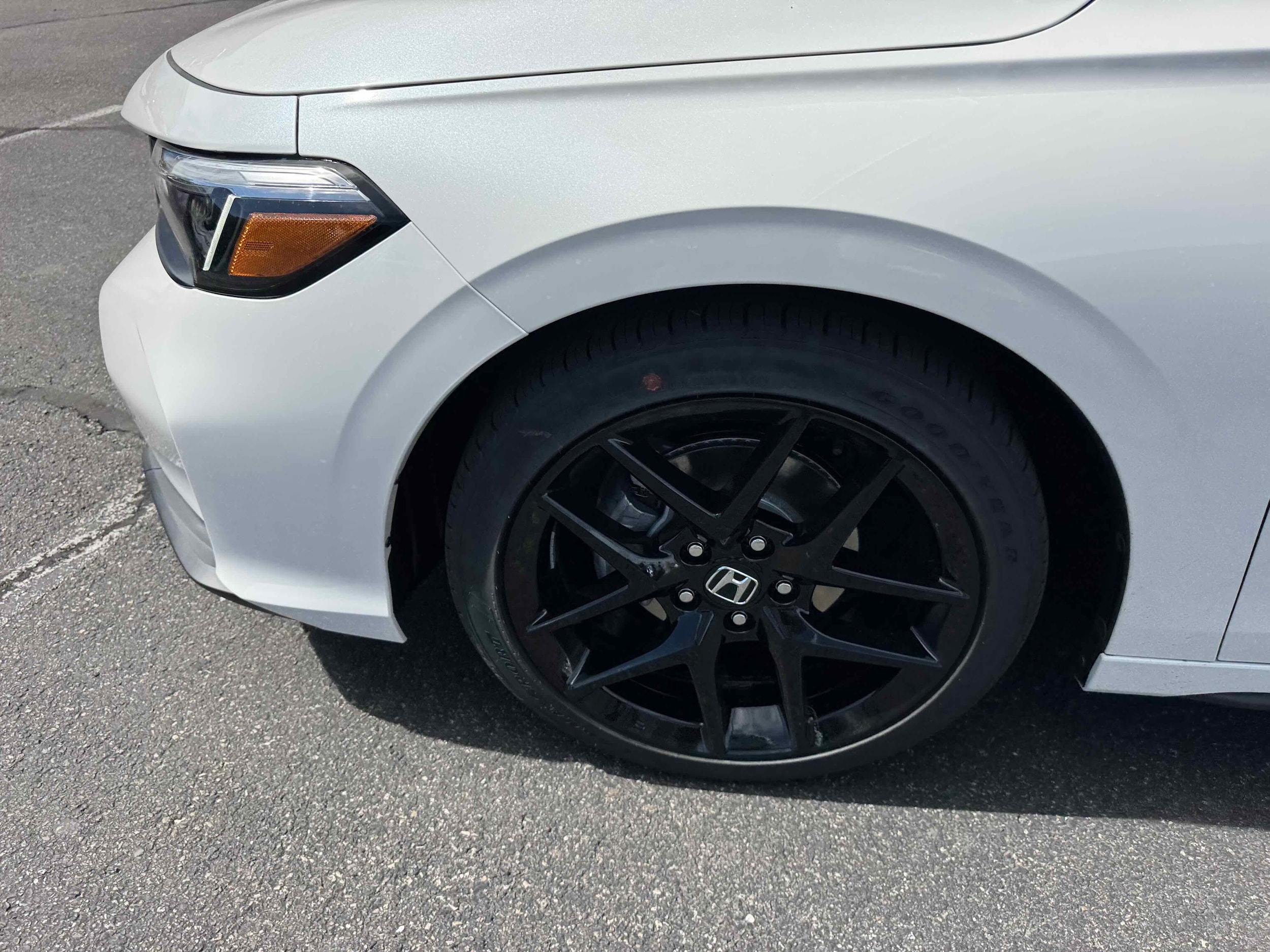 2026 Honda Civic Hatchback Sport - Photo 15