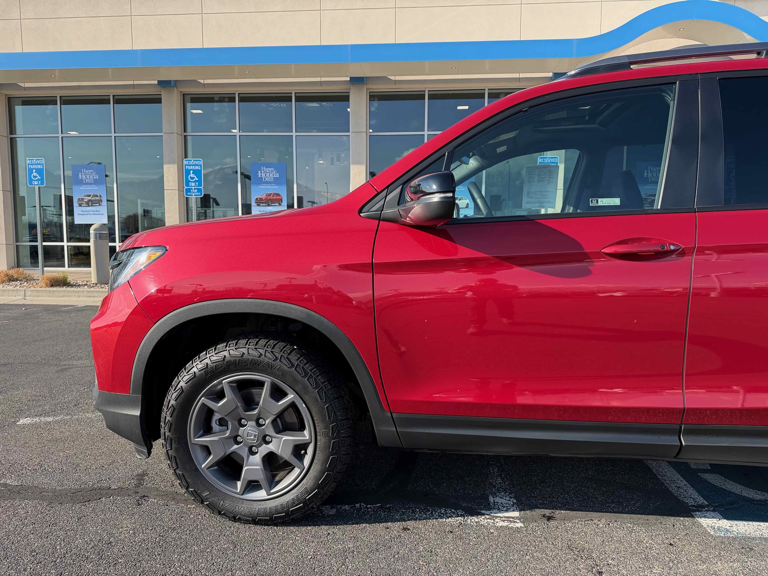 2024 Honda Passport TrailSport photo 3