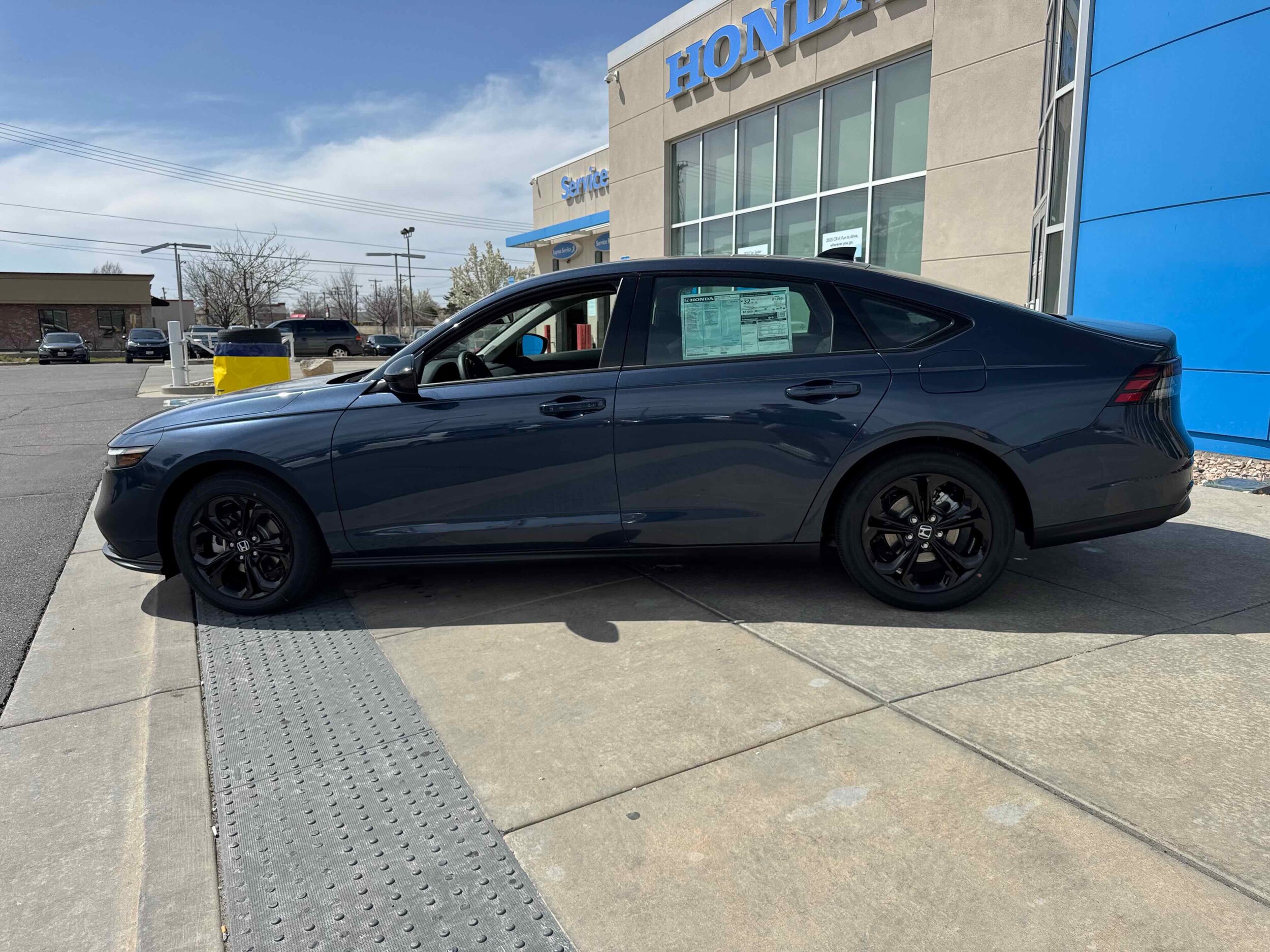 2025 Honda Accord SE photo 4