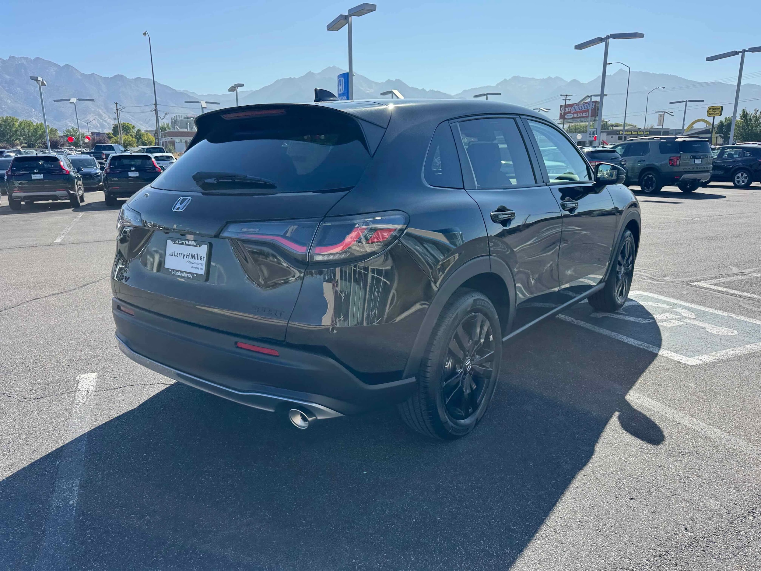 2026 Honda HR-V Sport - Photo 8