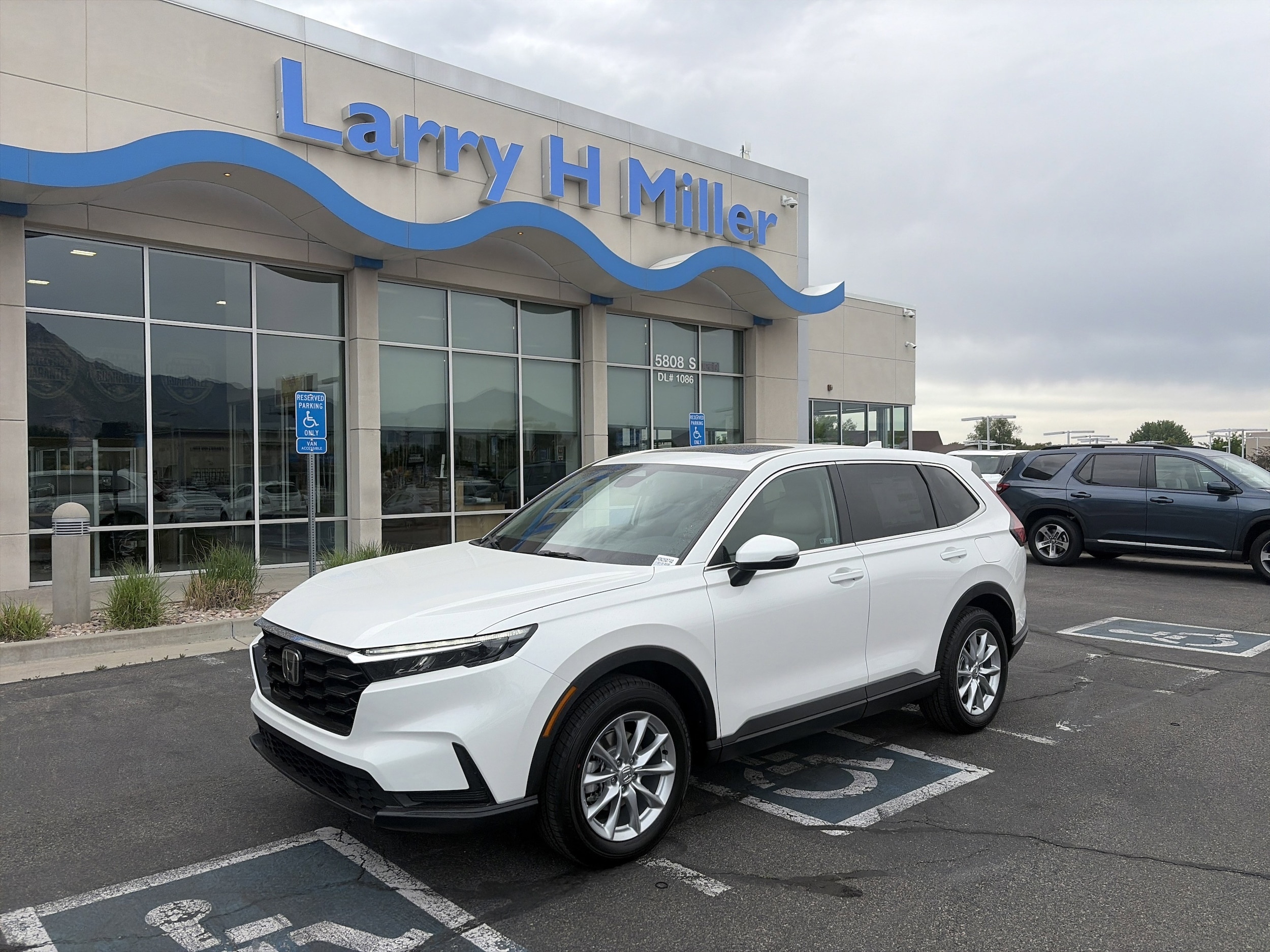 2026 Honda CR-V EX AWD's photo