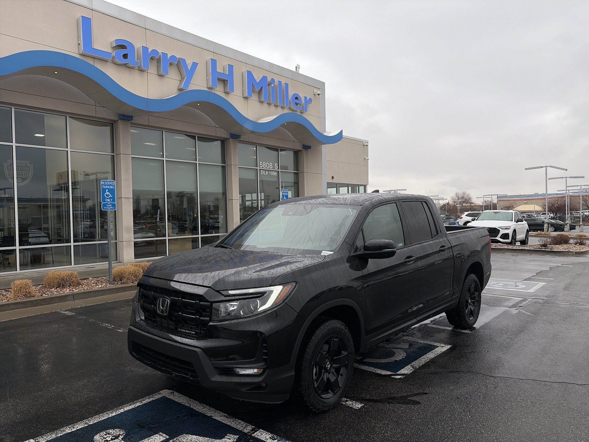 2026 Honda Ridgeline Black Edition's photo