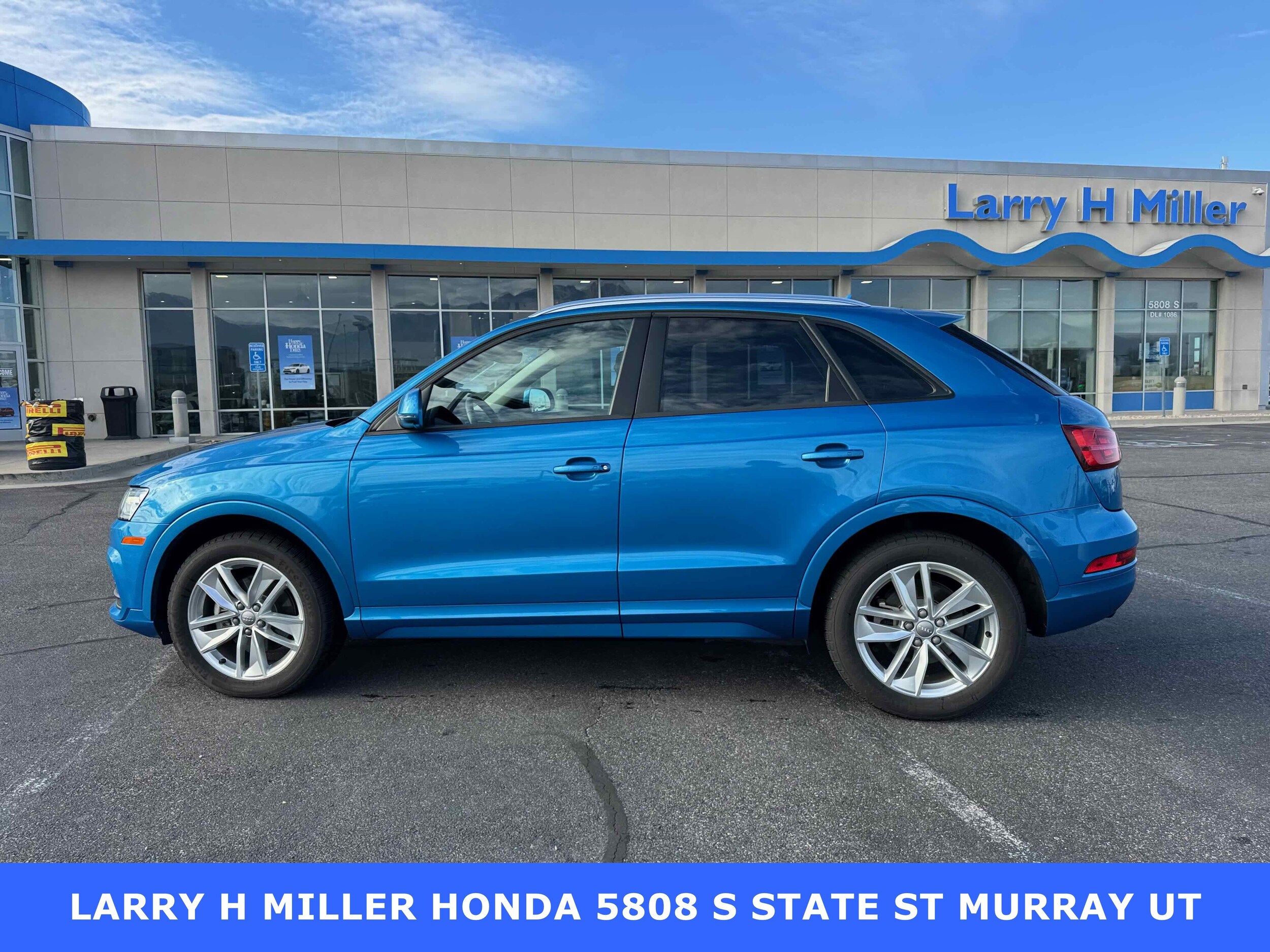 2017 Audi Q3 Premium photo 2