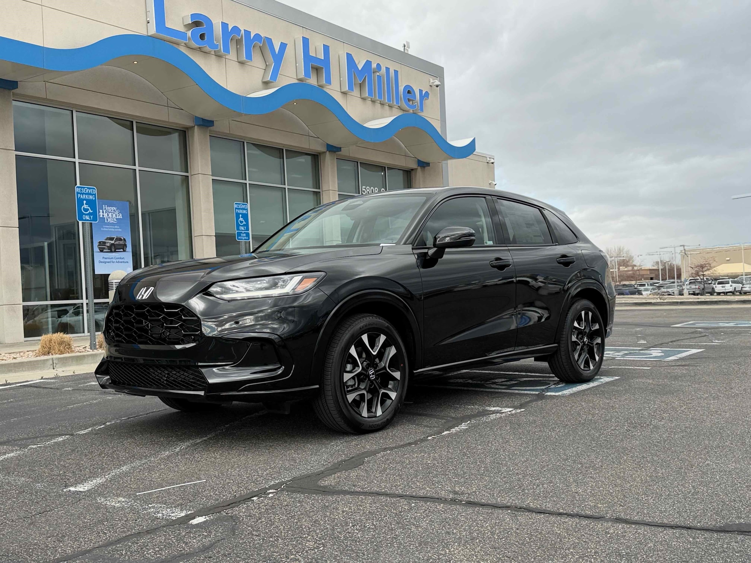 2026 Honda HR-V EX-L's photo