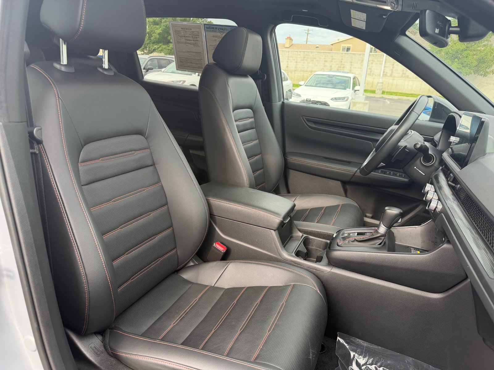 2025 Honda CR-V Sport-L - Photo 17