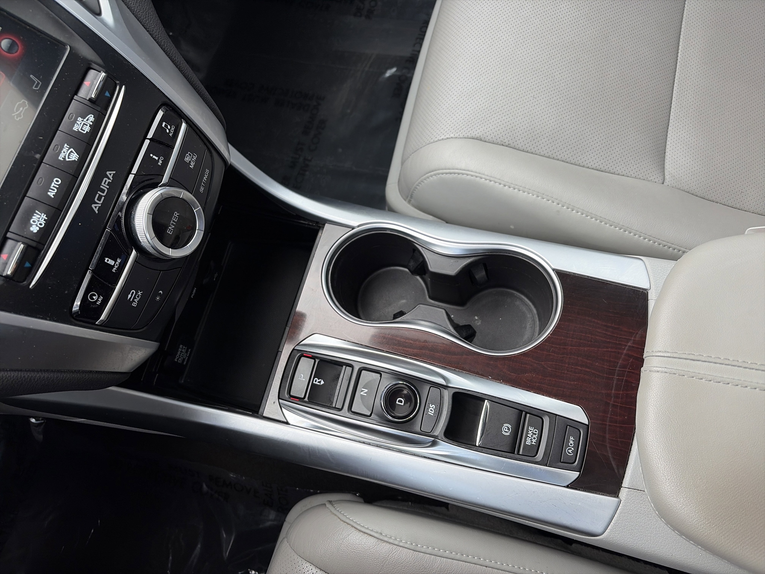 2015 Acura TLX 3.5 AUTO SH-AWD Advance Package's photo