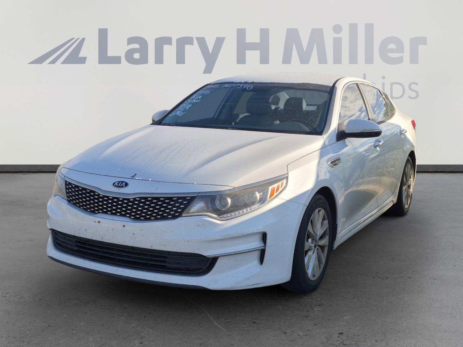 2016 Kia Optima EX AT's photo