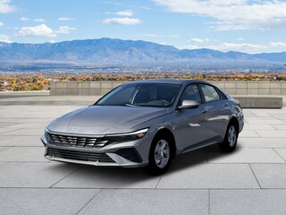 2026 Hyundai Elantra SE Sedan